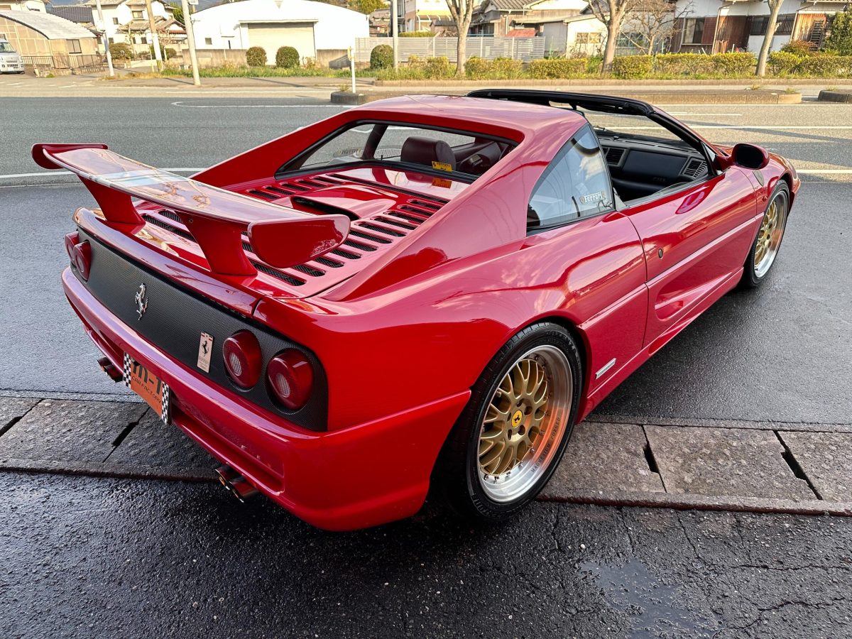 1995 Ferrari F355 GTS — Photo 4 / 44