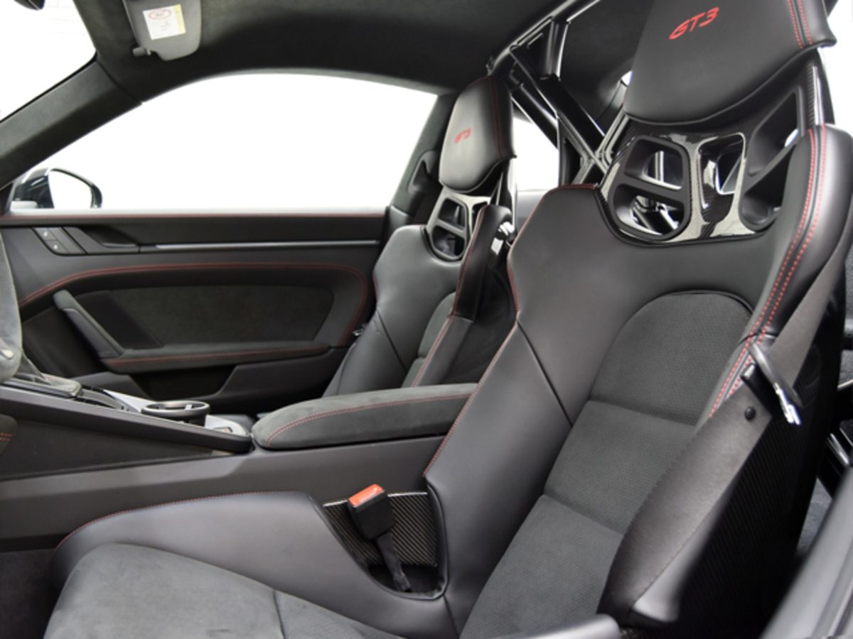 2023 Porsche 911 GT3 — Photo 7 / 16