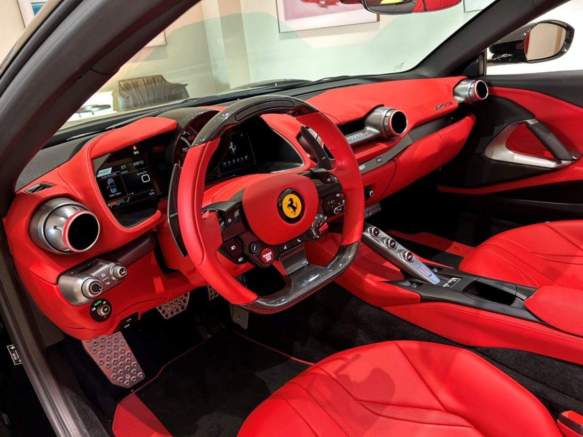 2021 Ferrari 812GTS — Photo 6 / 21