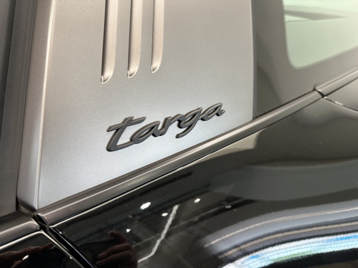 2023 Porsche 911 Targa — Photo 5 / 14
