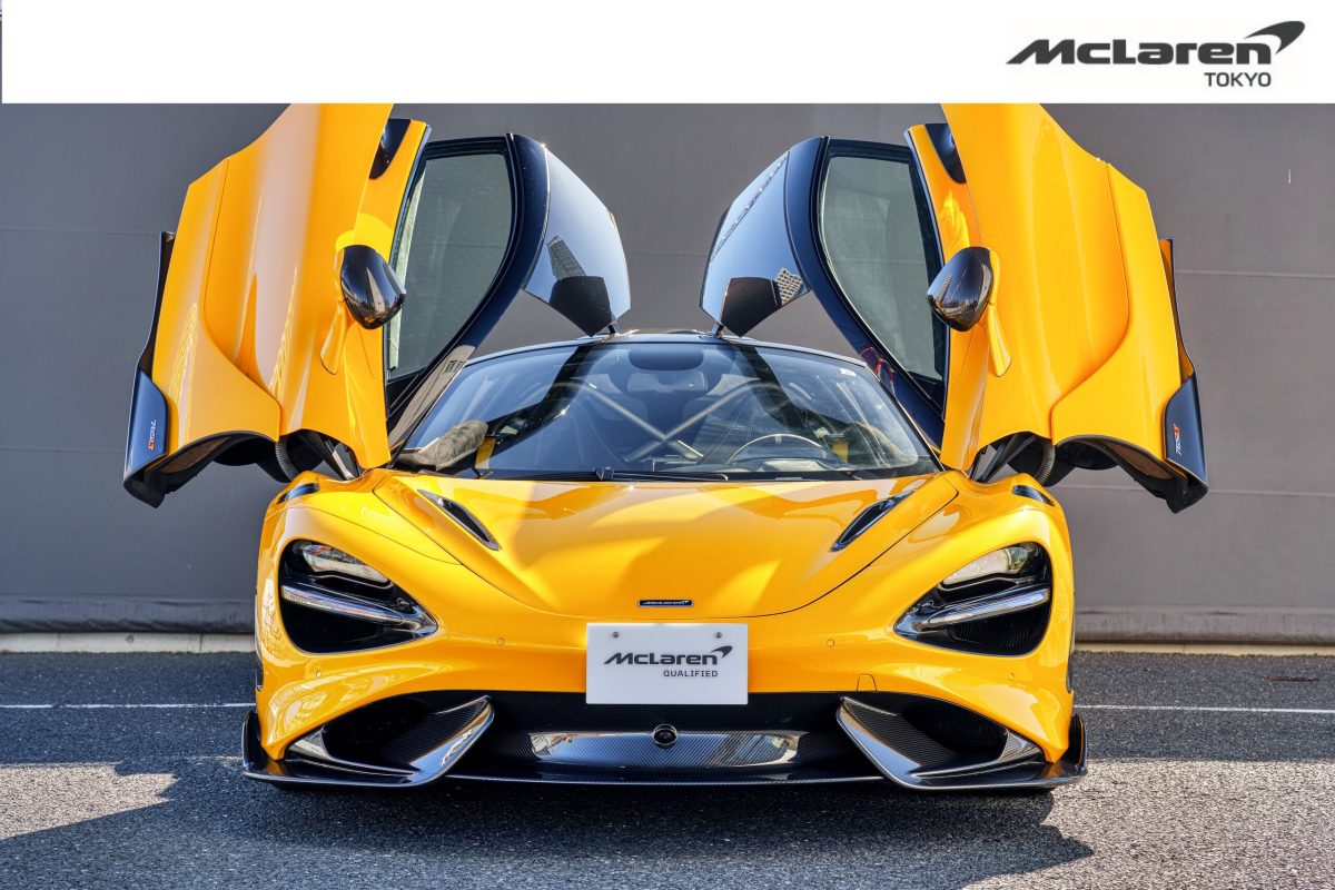 2021 McLaren 765LT — Photo 3 / 28