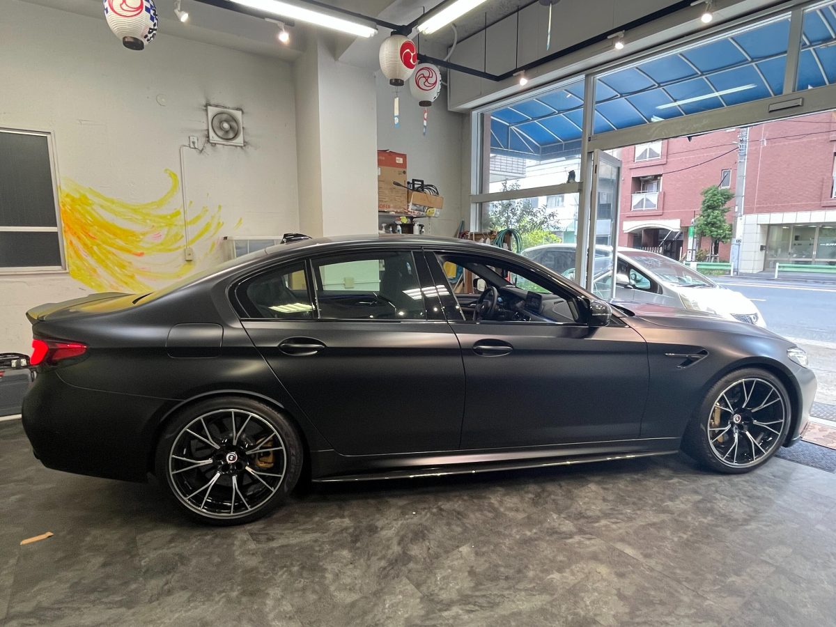 2023 BMW M5 Competition — Photo 3 / 26