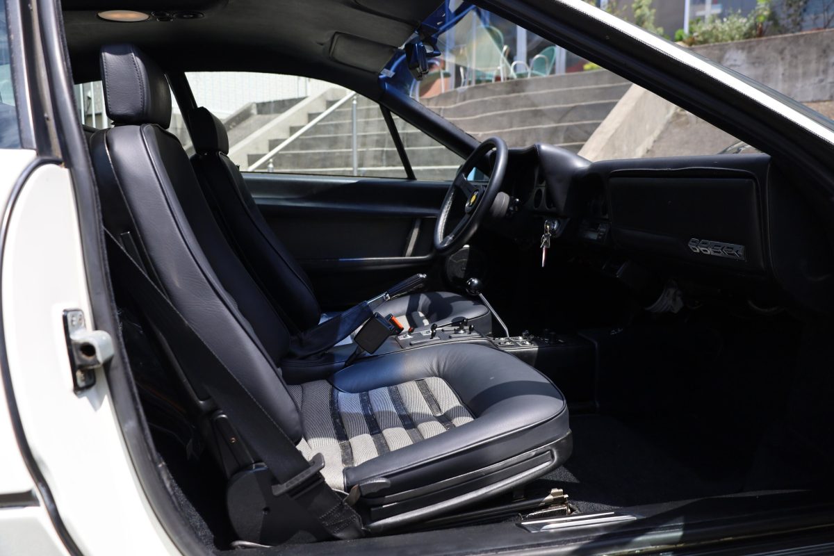 1981 Ferrari 512 BBi — Photo 16 / 21