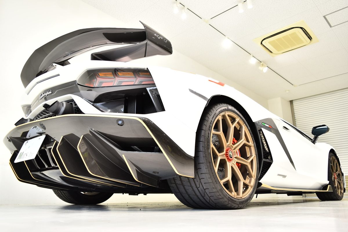 2019 Lamborghini Aventador SVJ — Photo 5 / 19