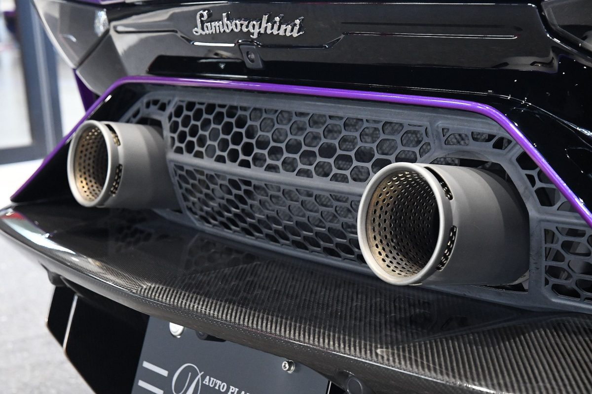 2022 Lamborghini Aventador Roadster LP780-4 Ultimae — Photo 18 / 55