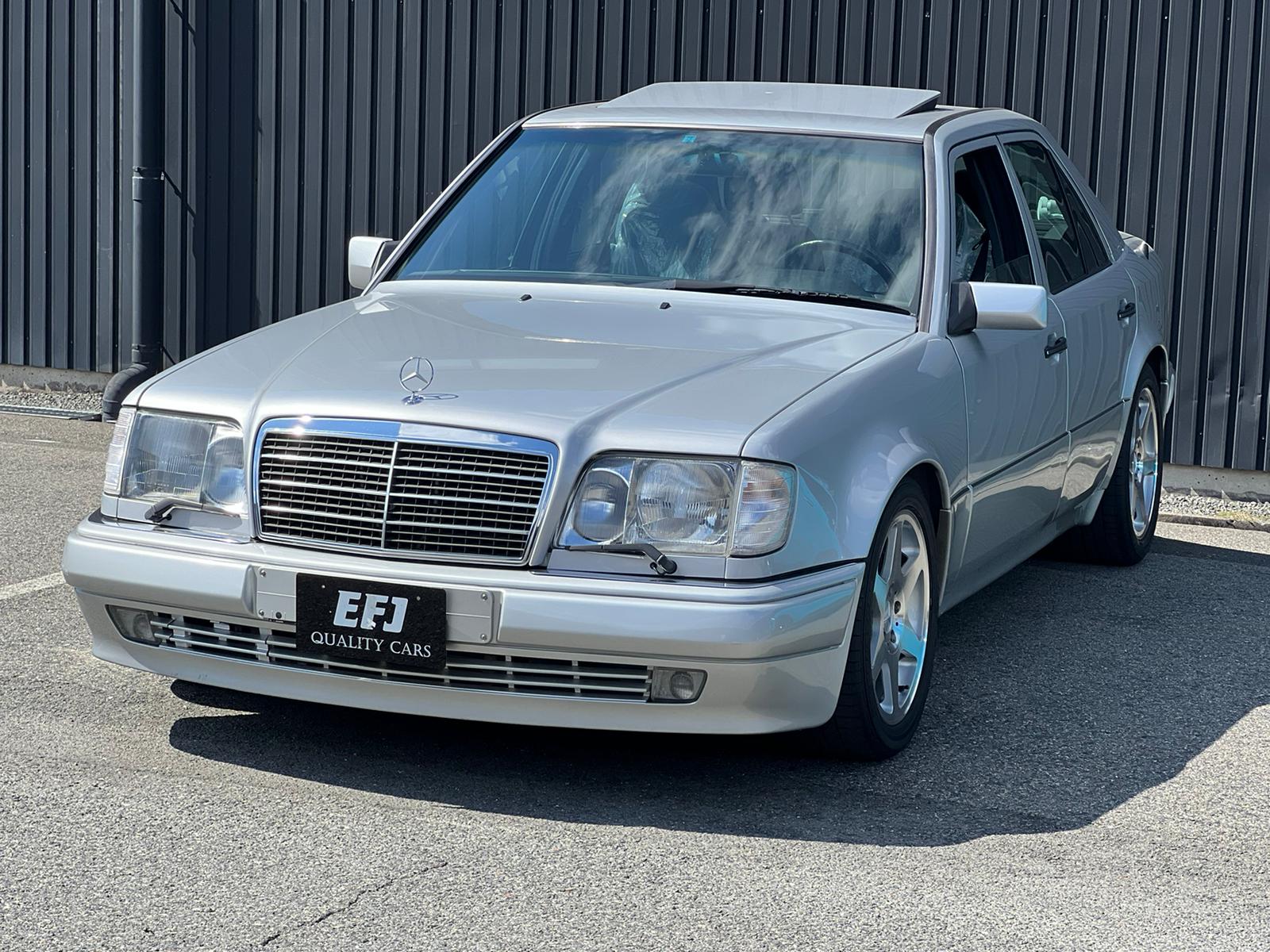 Mercedes-Benz E500 Limited