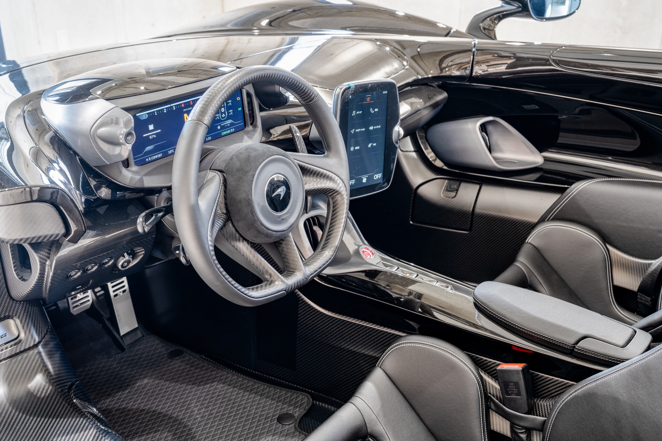 2022 McLaren Elva — Photo 7 / 19
