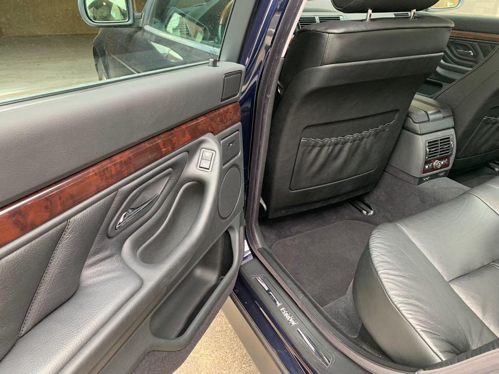 2001 BMW 740i — Photo 15 / 20