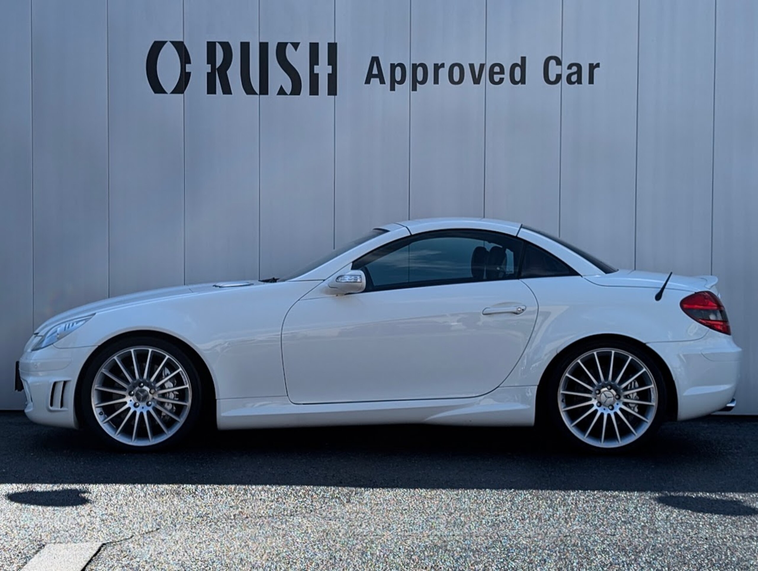 2004 Mercedes Benz SLK55 AMG — Photo 6 / 21