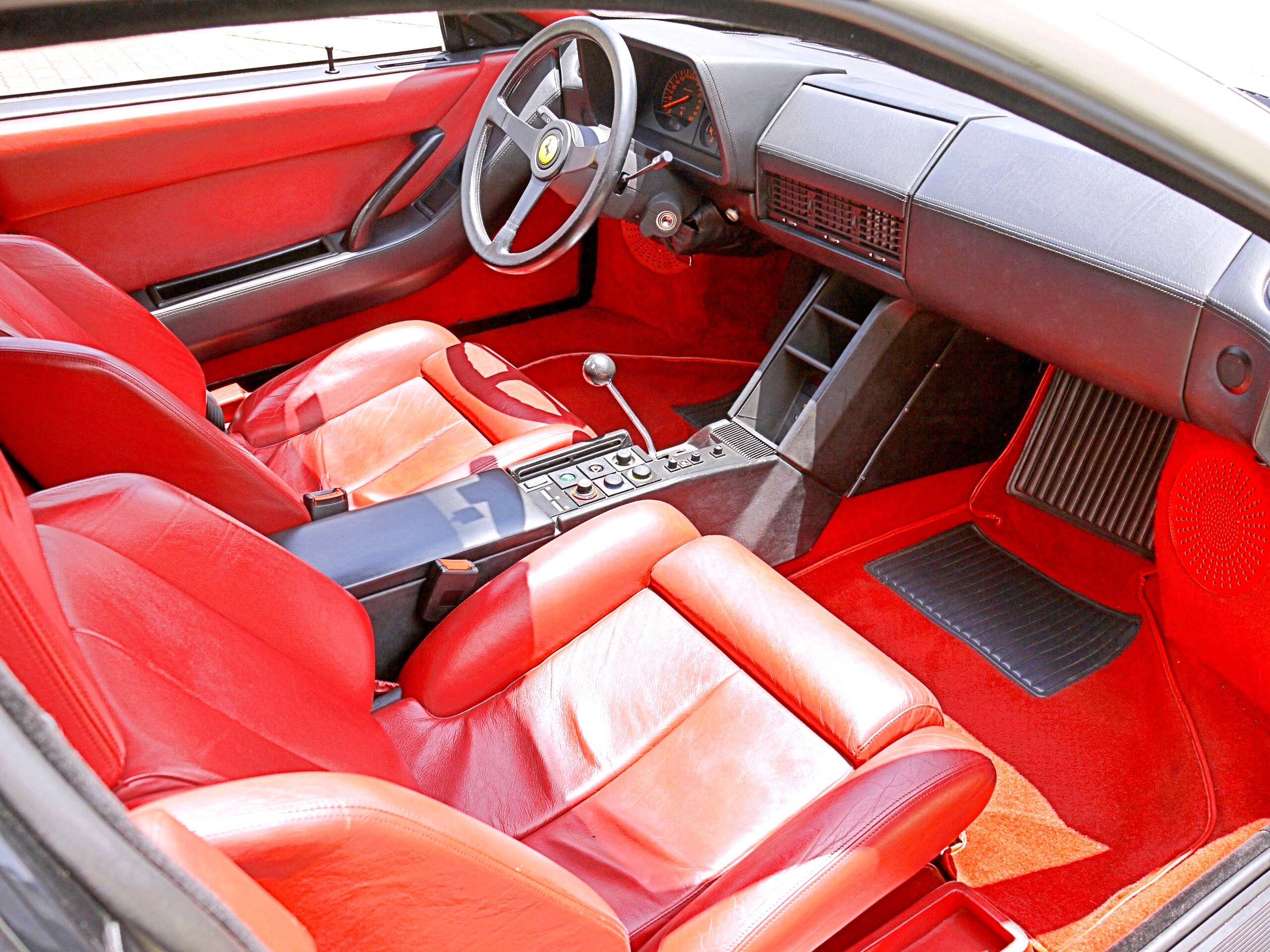 1989 Ferrari Testarossa — Photo 6 / 16