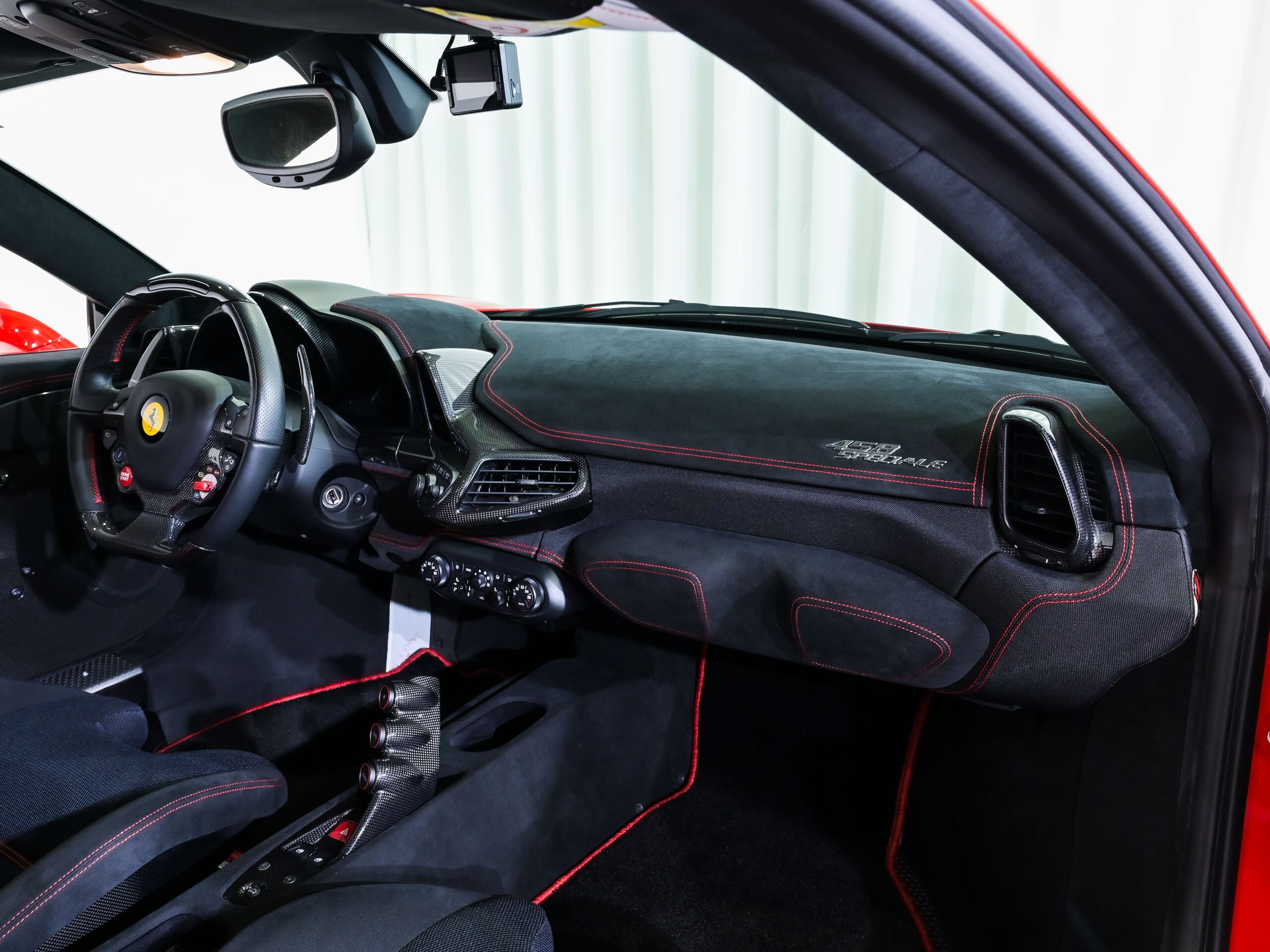 2014 Ferrari 458 Speciale — Photo 13 / 18
