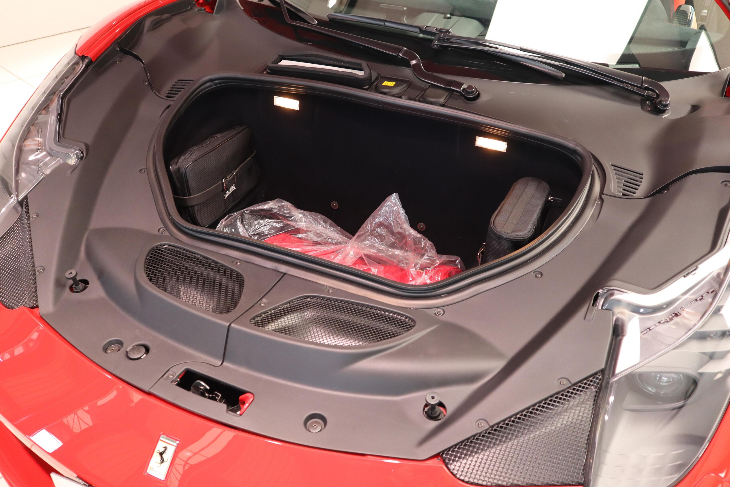 2014 Ferrari 458 Speciale — Photo 17 / 19