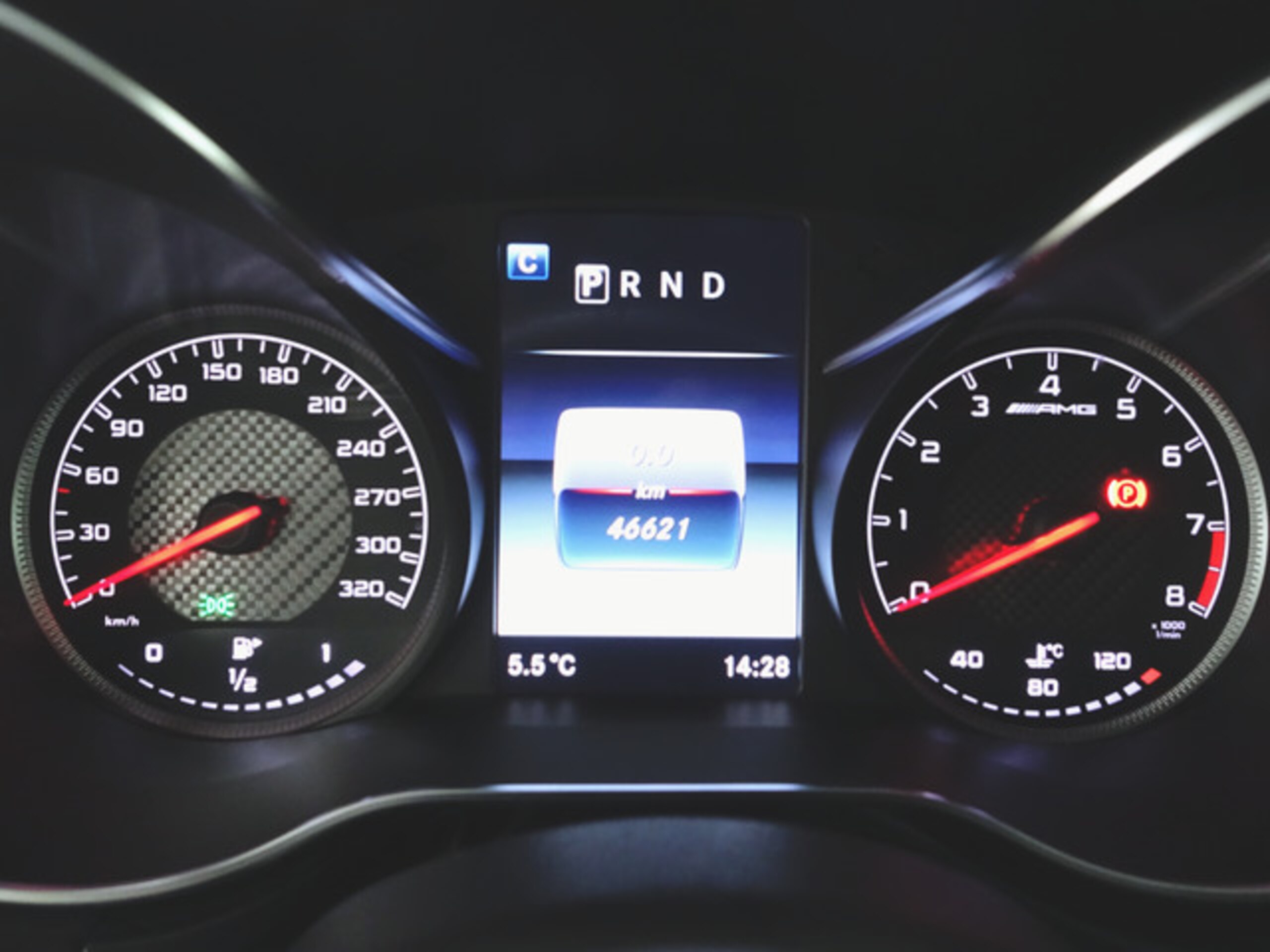 2018 Mercedes Benz AMG GT — Photo 9 / 19