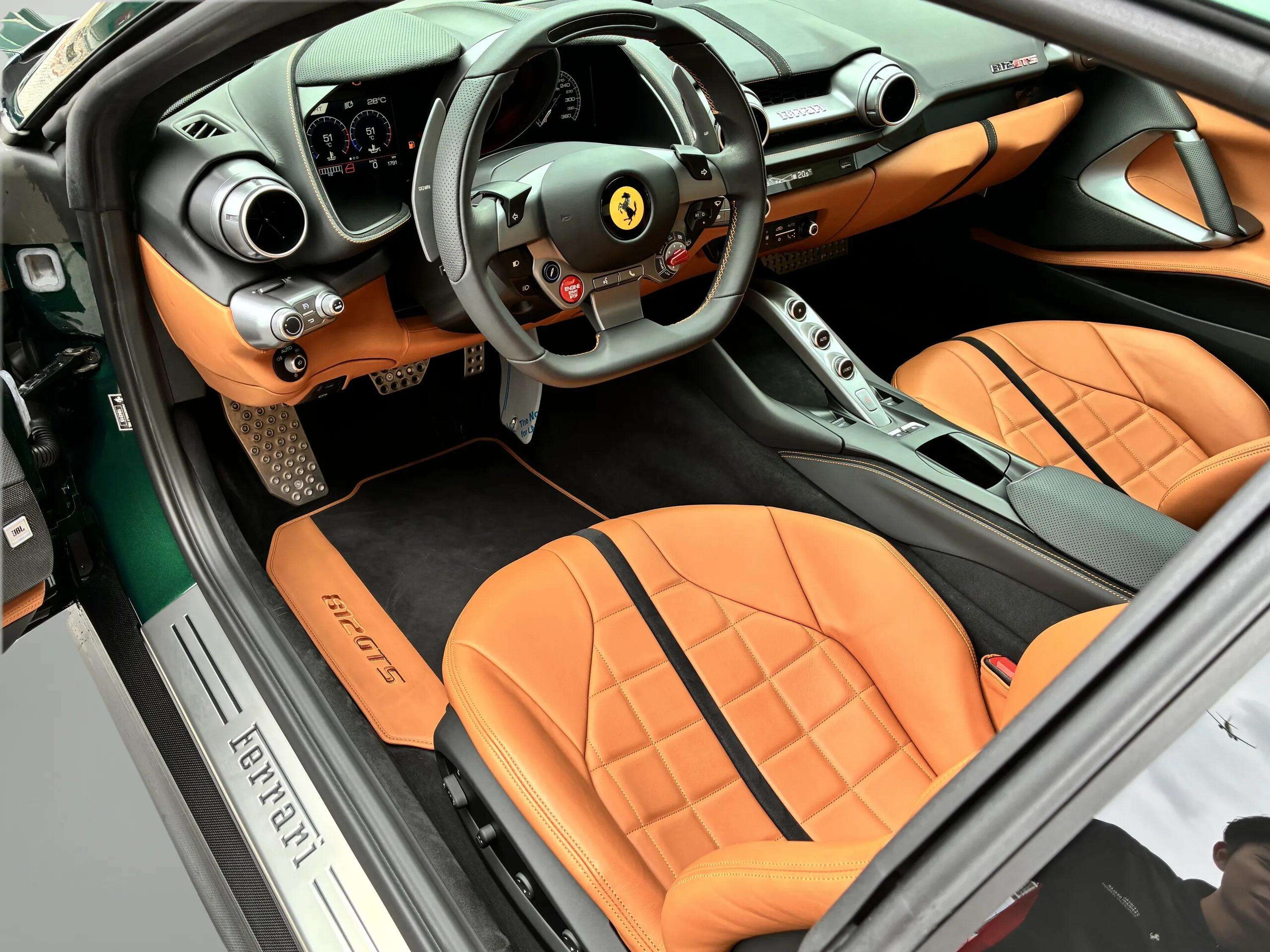 2021 Ferrari 812GTS — Photo 6 / 20