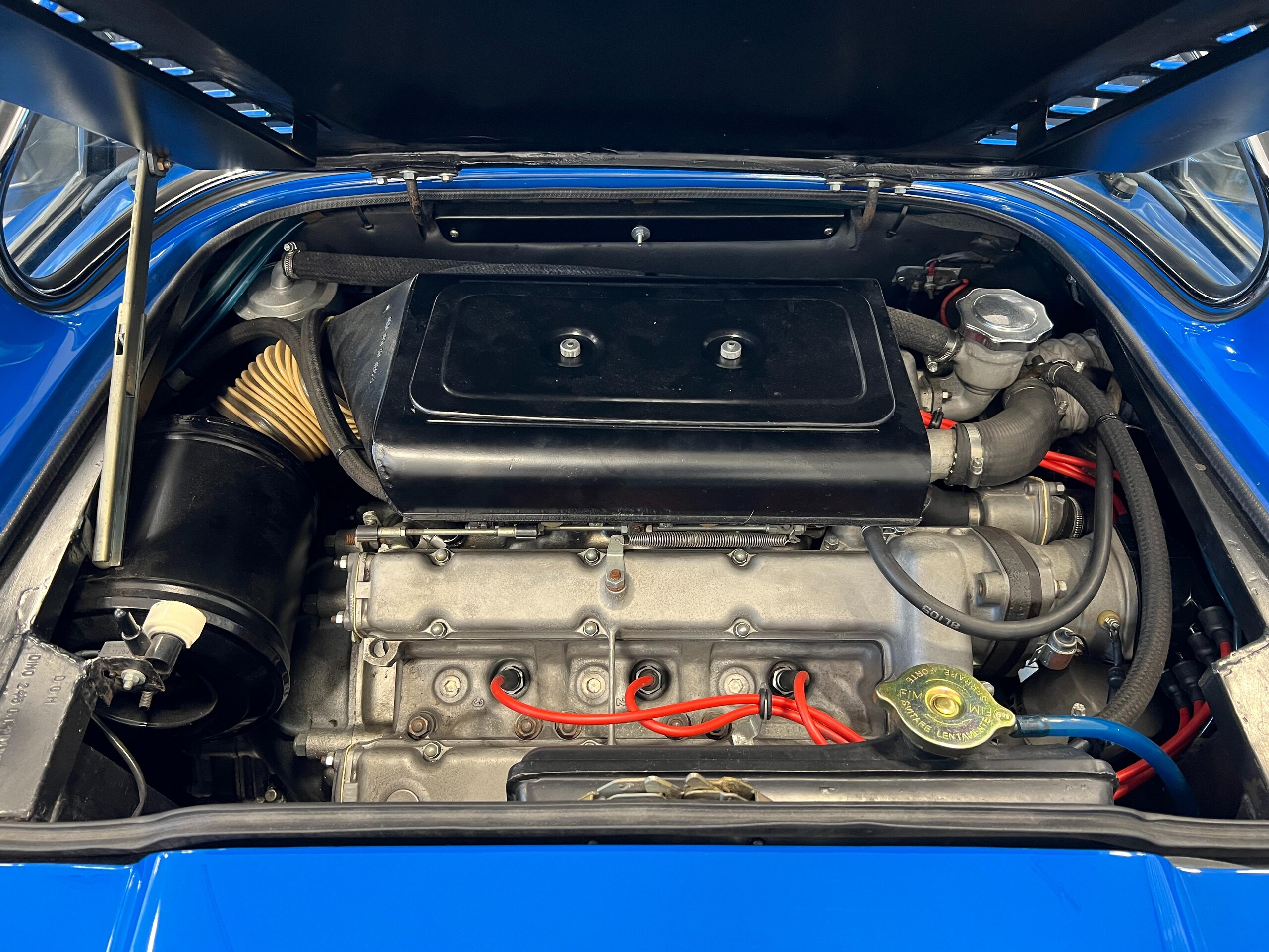1971 Ferrari DINO 246GT — Photo 14 / 15