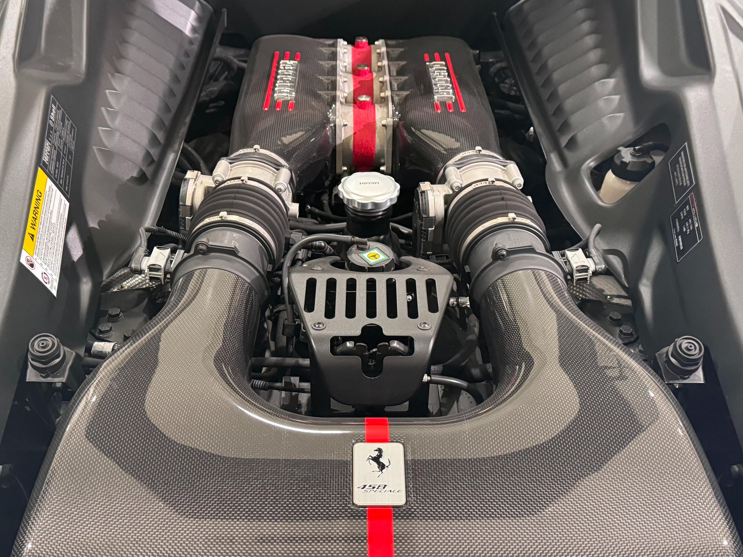 2015 Ferrari 458 Speciale — Photo 15 / 16
