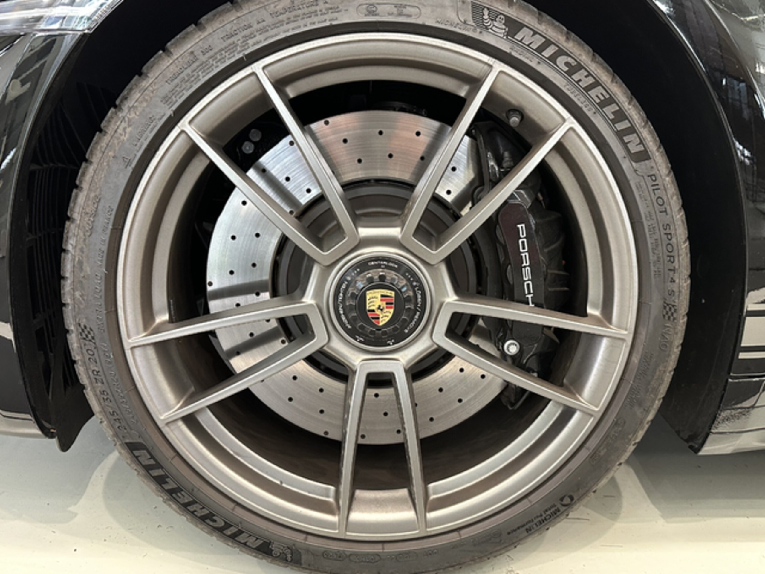 2023 Porsche 911 Targa — Photo 14 / 14