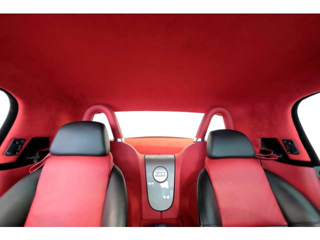2000 BMW Z8 — Photo 18 / 19