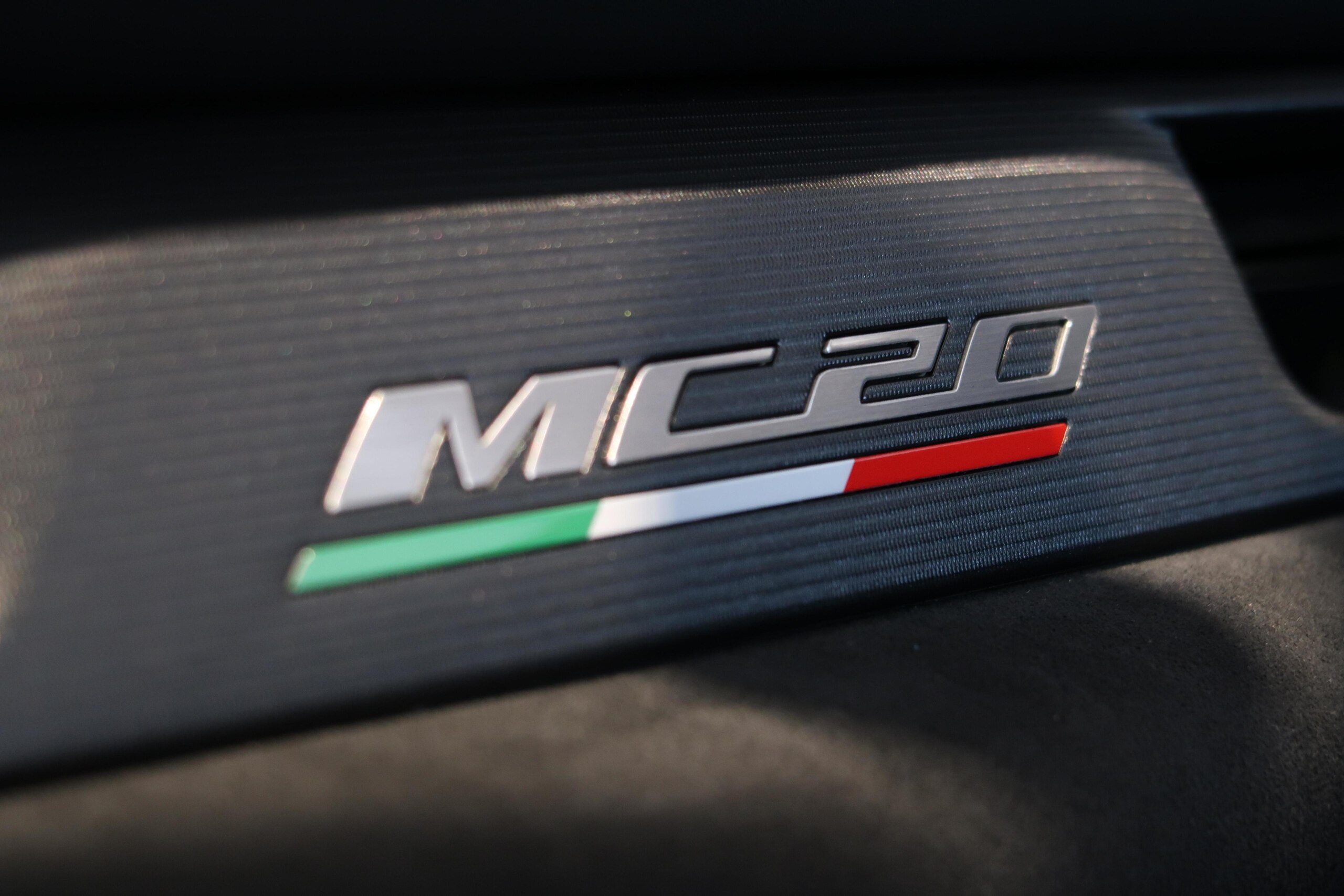 2022 Maserati MC20 — Photo 23 / 24