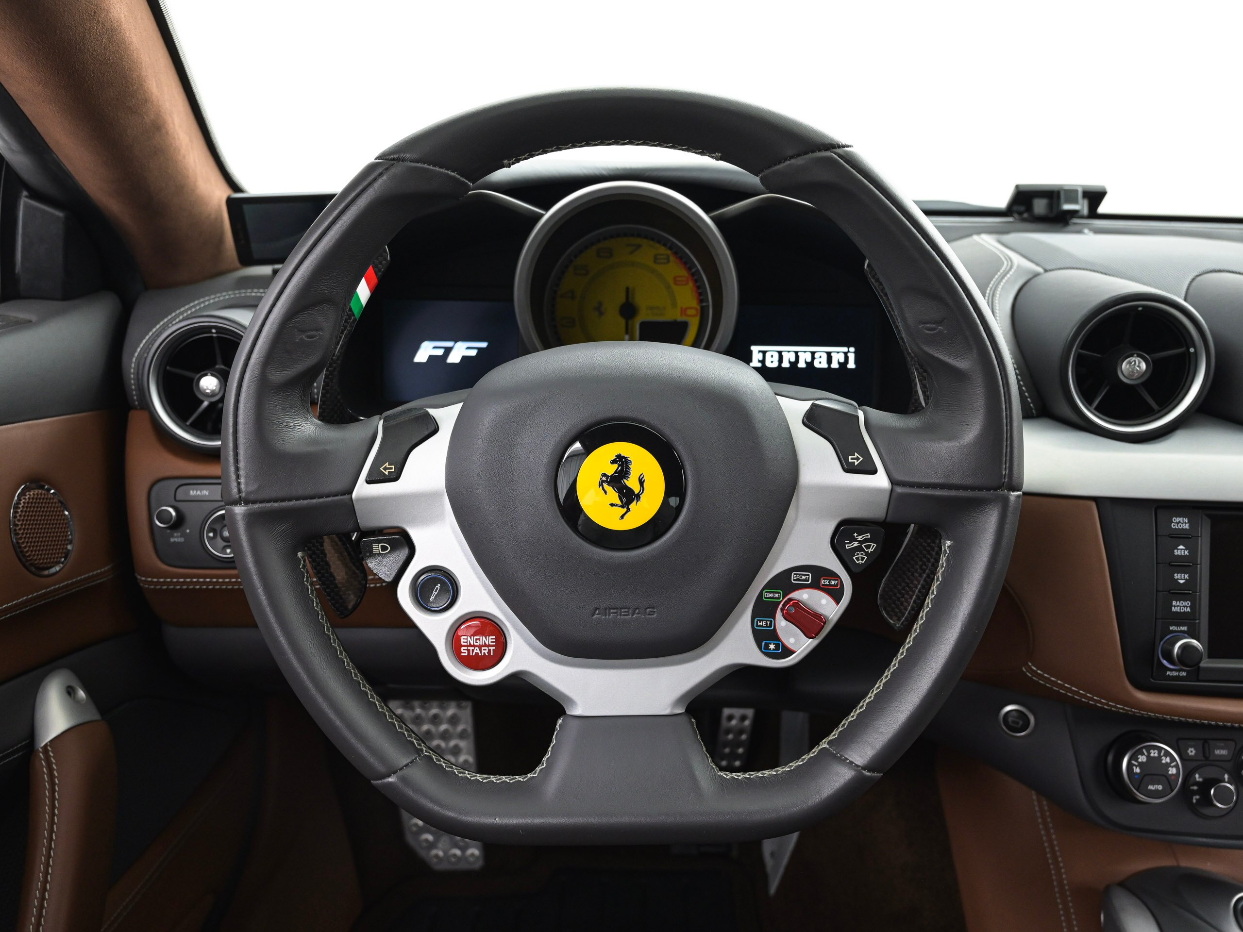 2013 Ferrari FF — Photo 8 / 16
