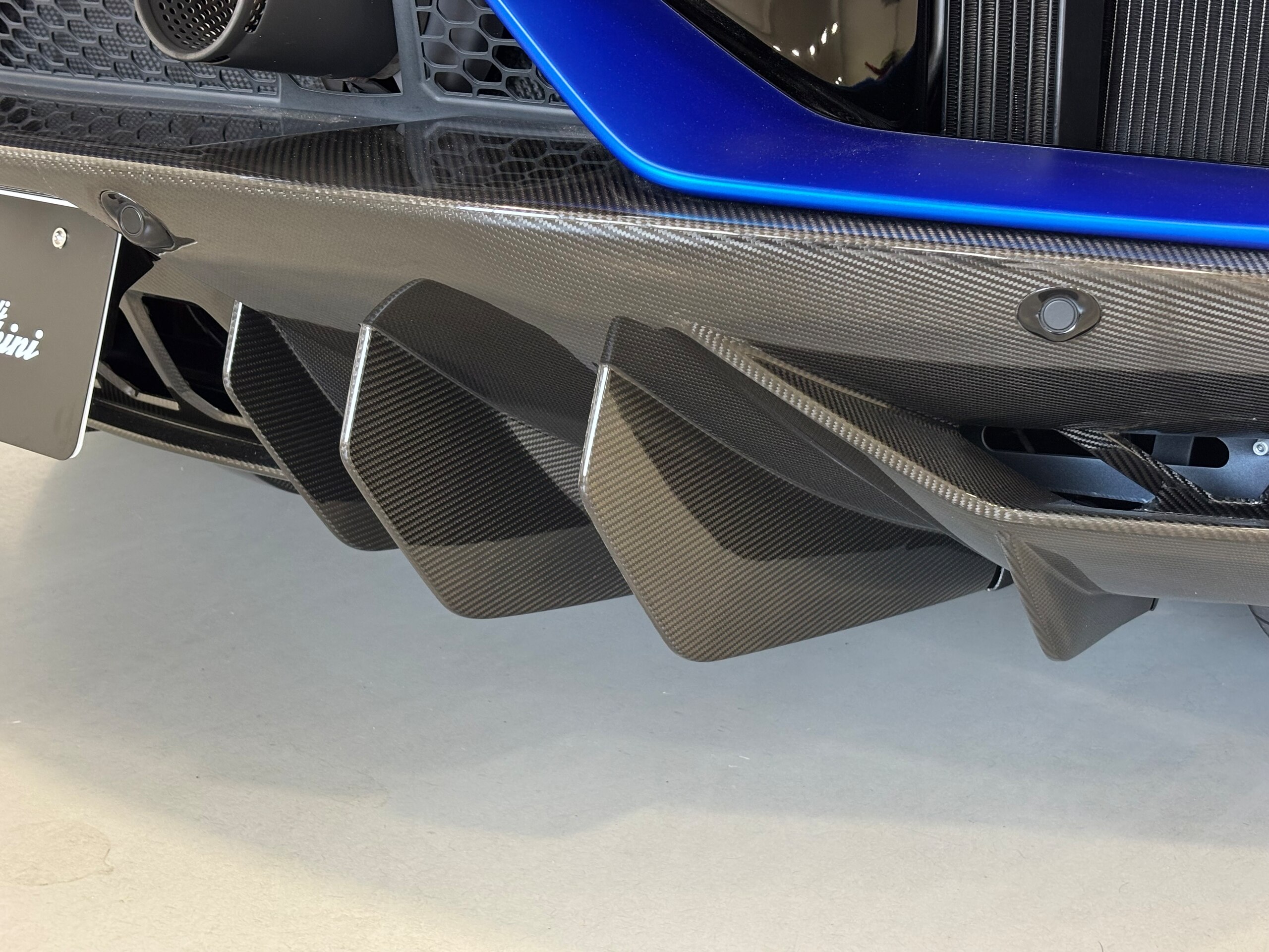 2020 Lamborghini Aventador SVJ Roadster — Photo 26 / 40