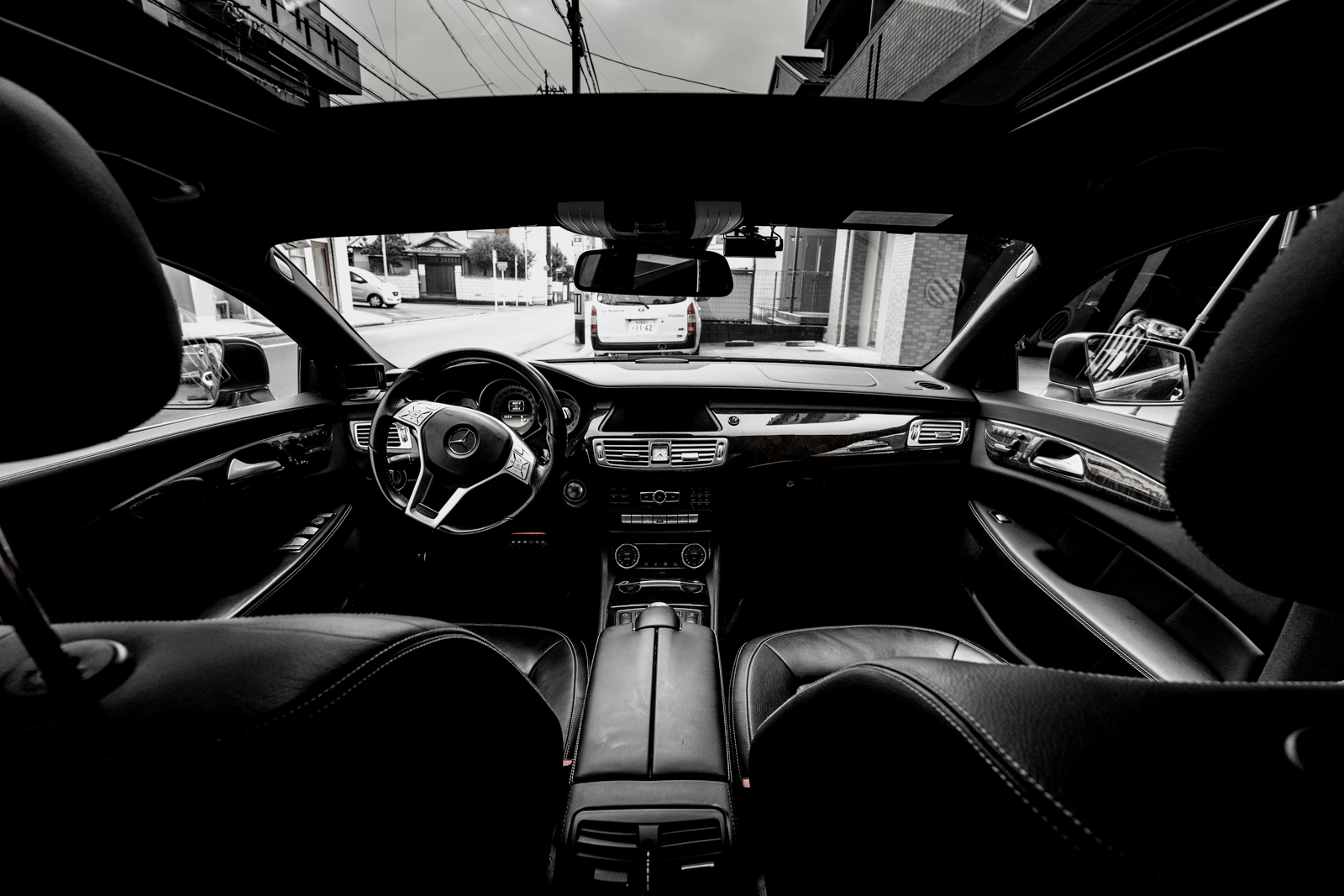 2012 Mercedes Benz CLS350 AMG — Photo 19 / 28