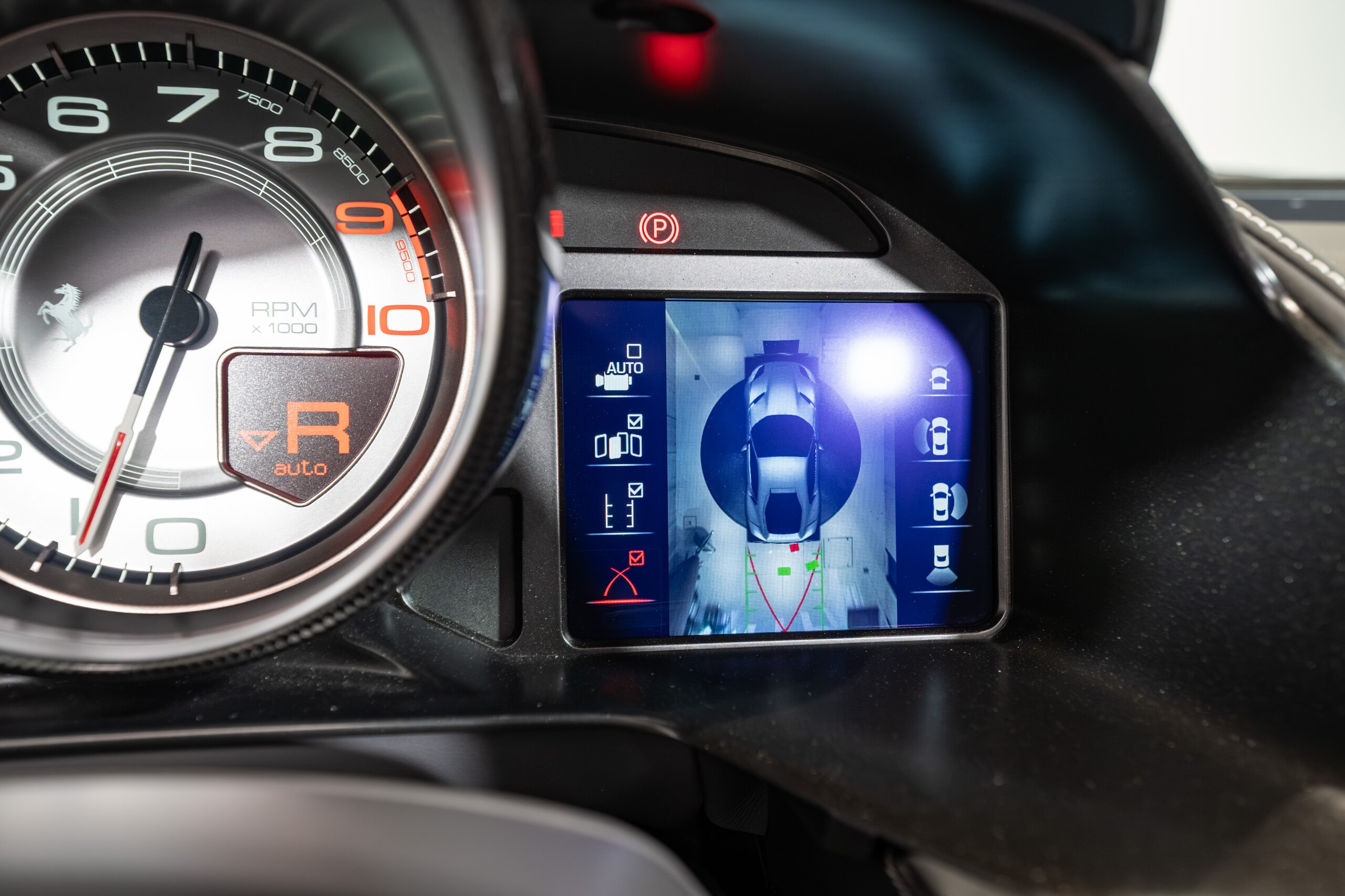 2021 Ferrari 812GTS — Photo 18 / 25