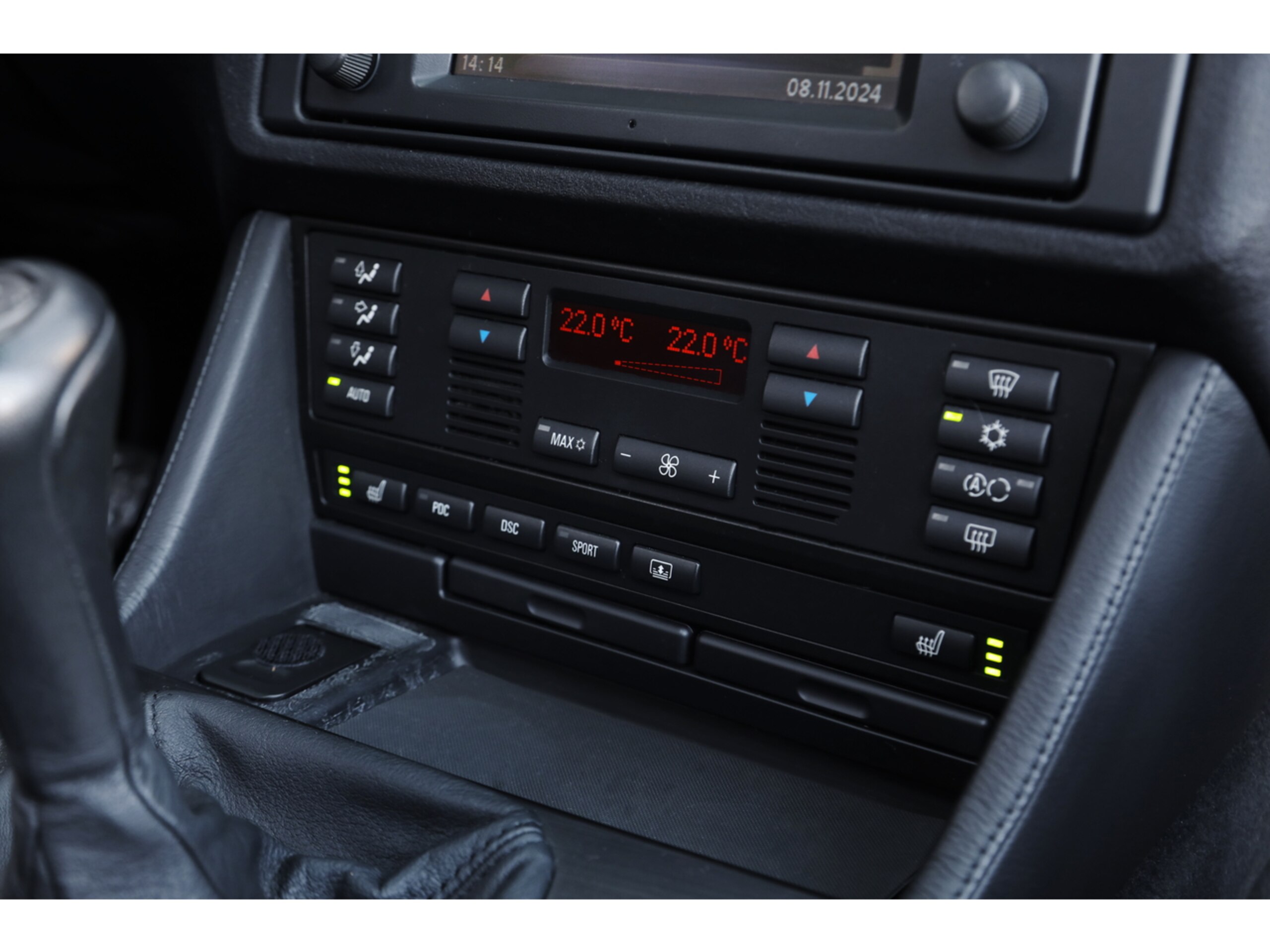2002 BMW M5 — Photo 12 / 19
