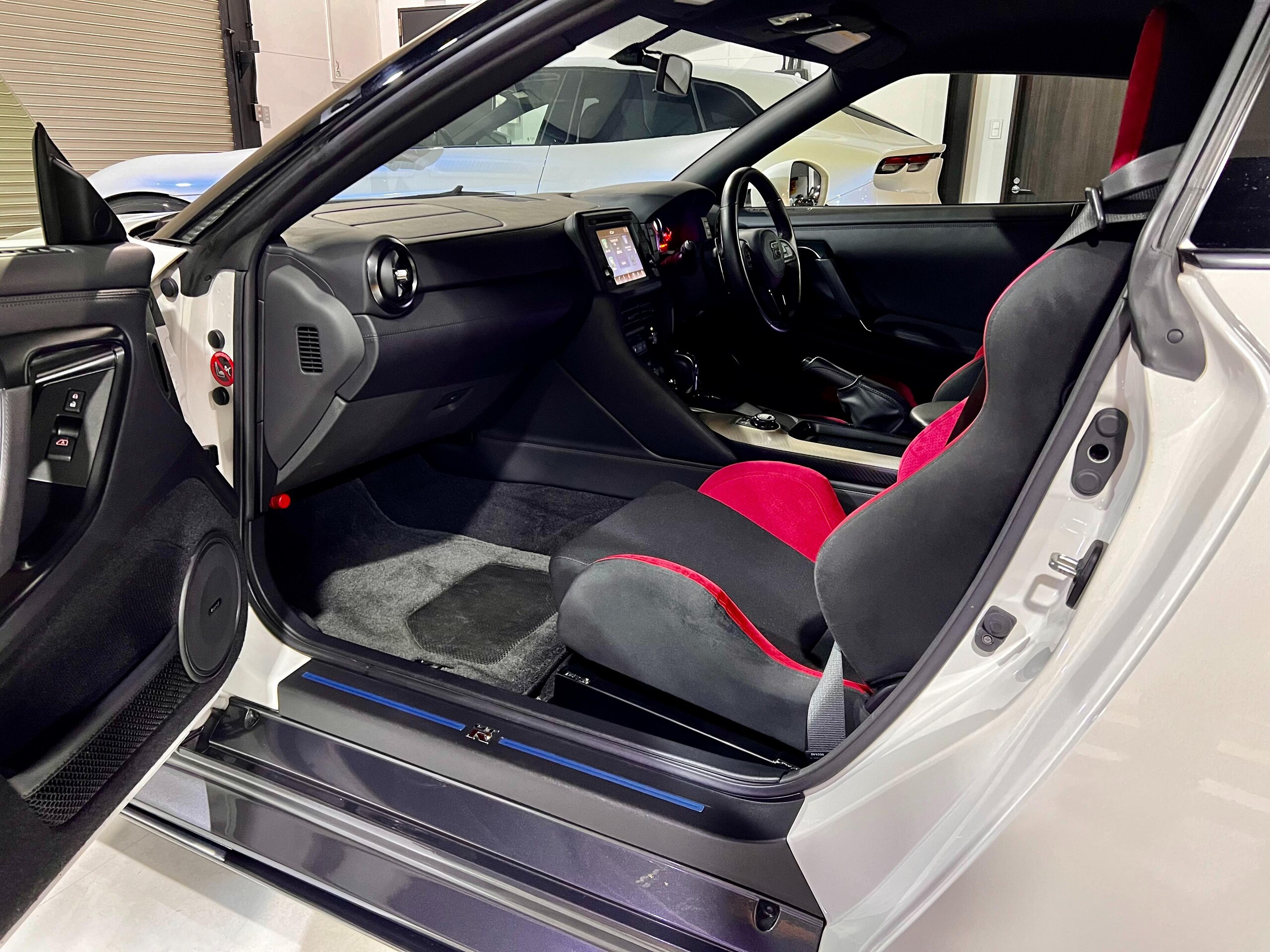 2016 Other Nissan — Photo 11 / 19