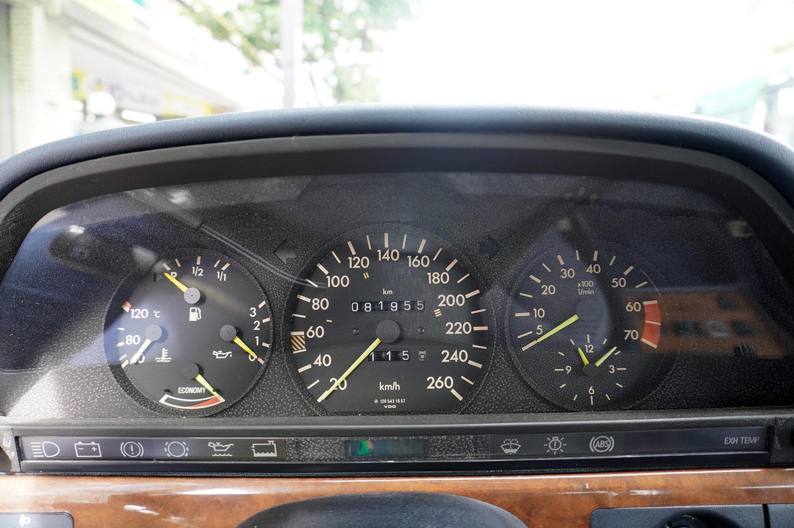 1987 Mercedes Benz 560SEL — Photo 9 / 14