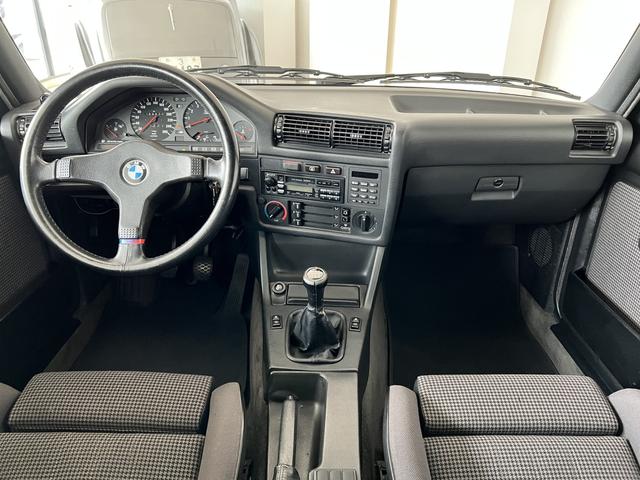 1987 BMW M3 Coupe — Photo 10 / 13