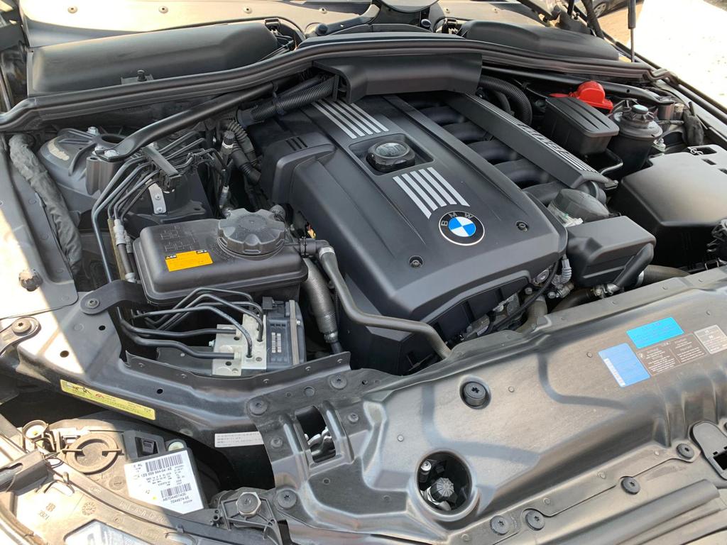 2007 BMW 525i — Photo 12 / 29