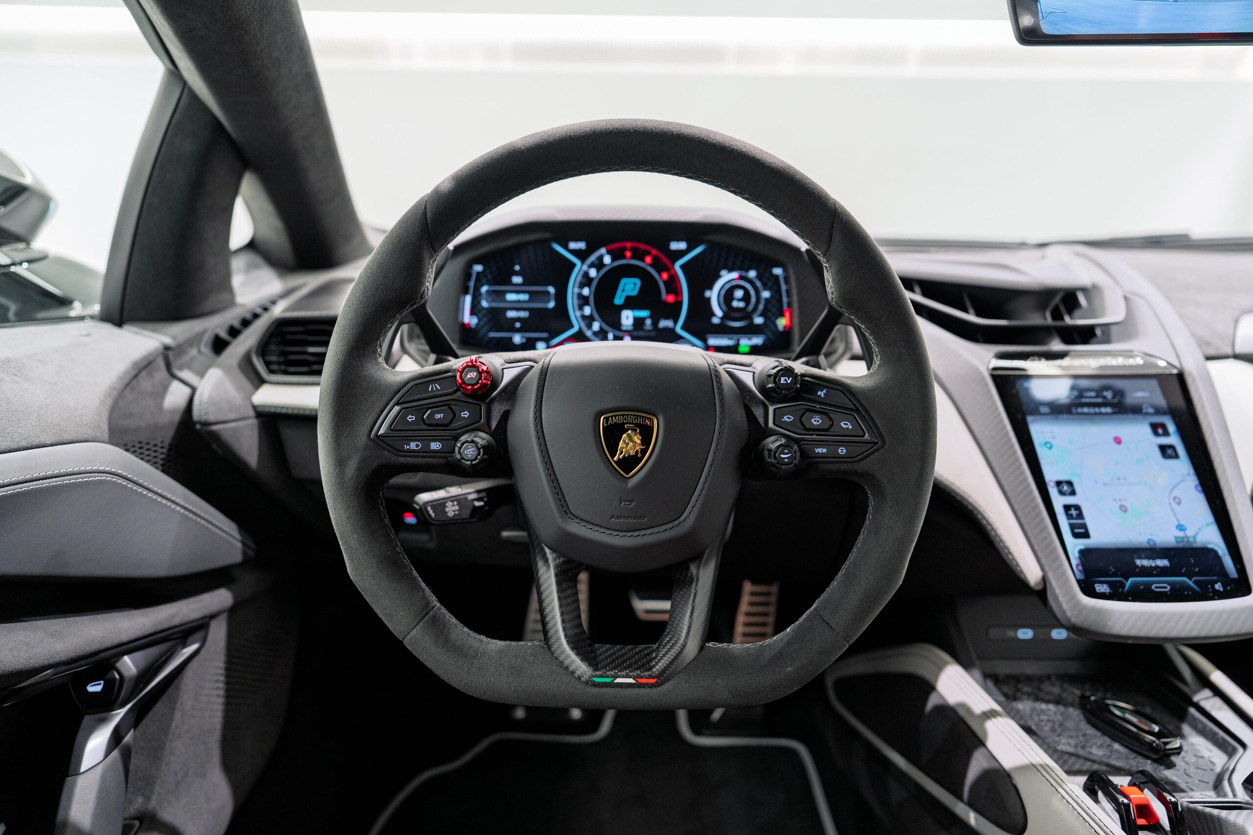 2024 Lamborghini Revuelto — Photo 20 / 31