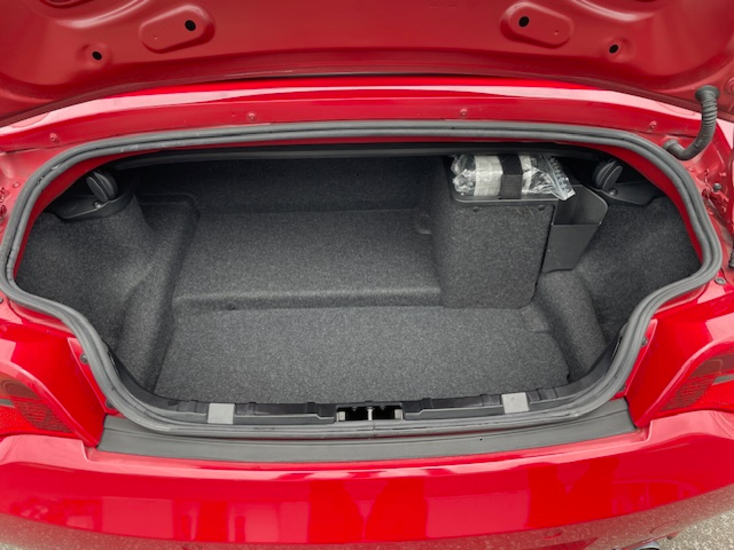 2007 BMW Z4 M Roadster — Photo 15 / 16