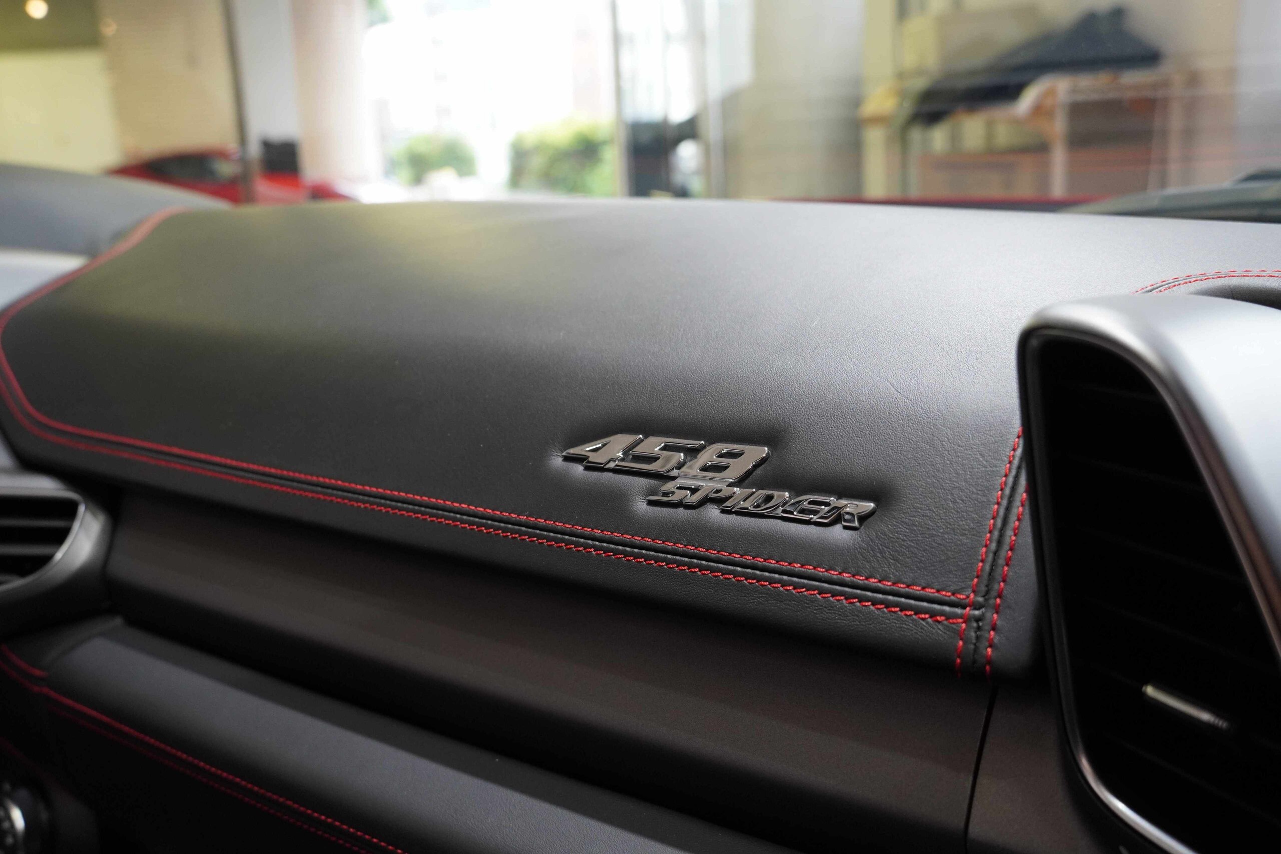 2012 Ferrari 458 Spider — Photo 27 / 34