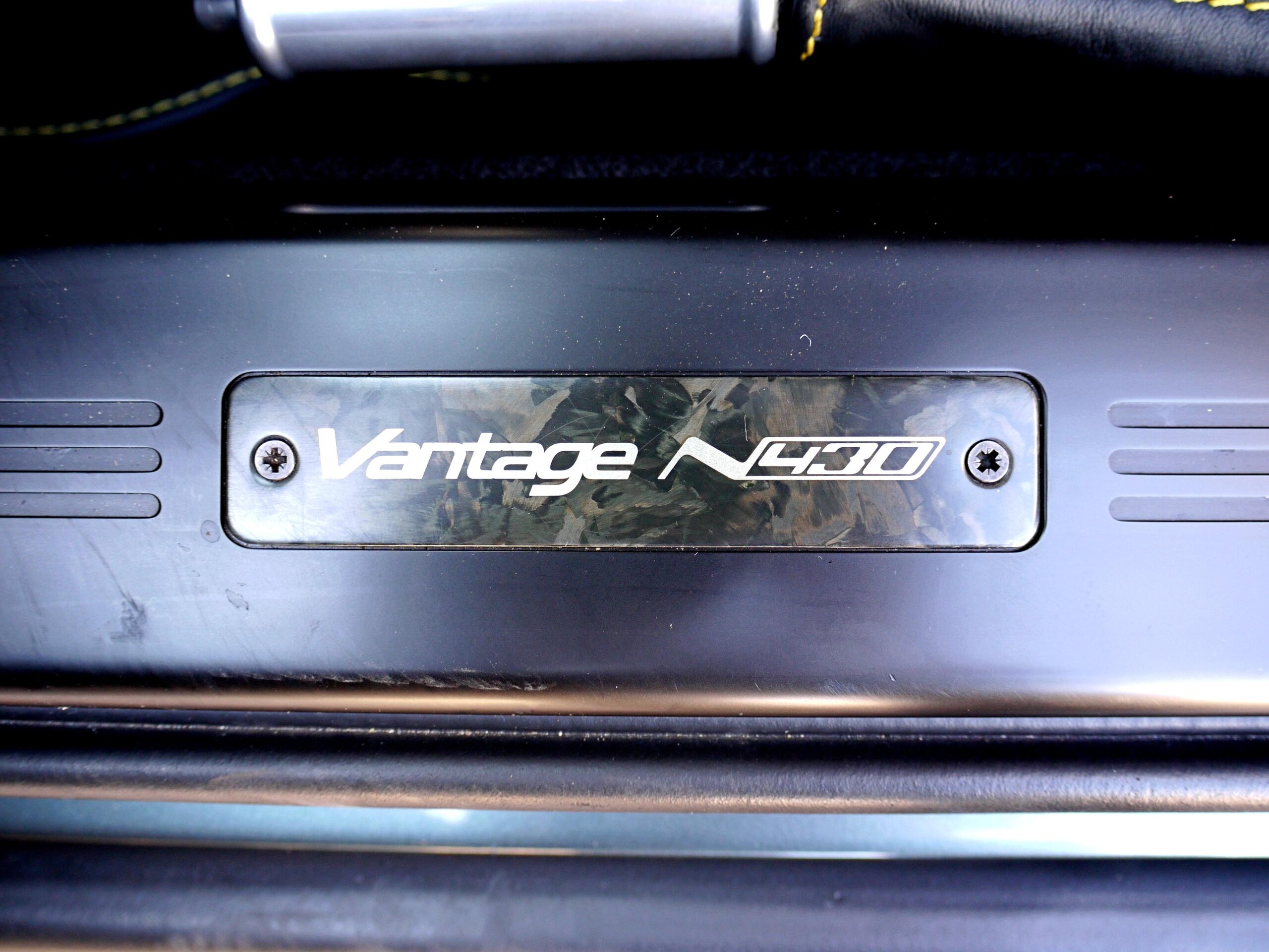 2016 Aston Martin V8 Vantage N430 — Photo 11 / 14