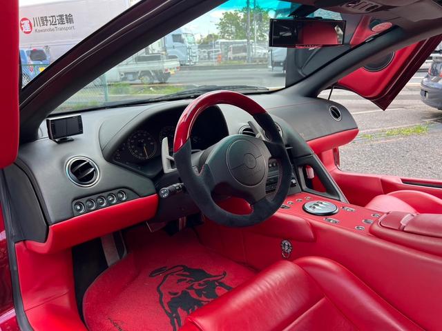 2005 Lamborghini Murcielago — Photo 9 / 14