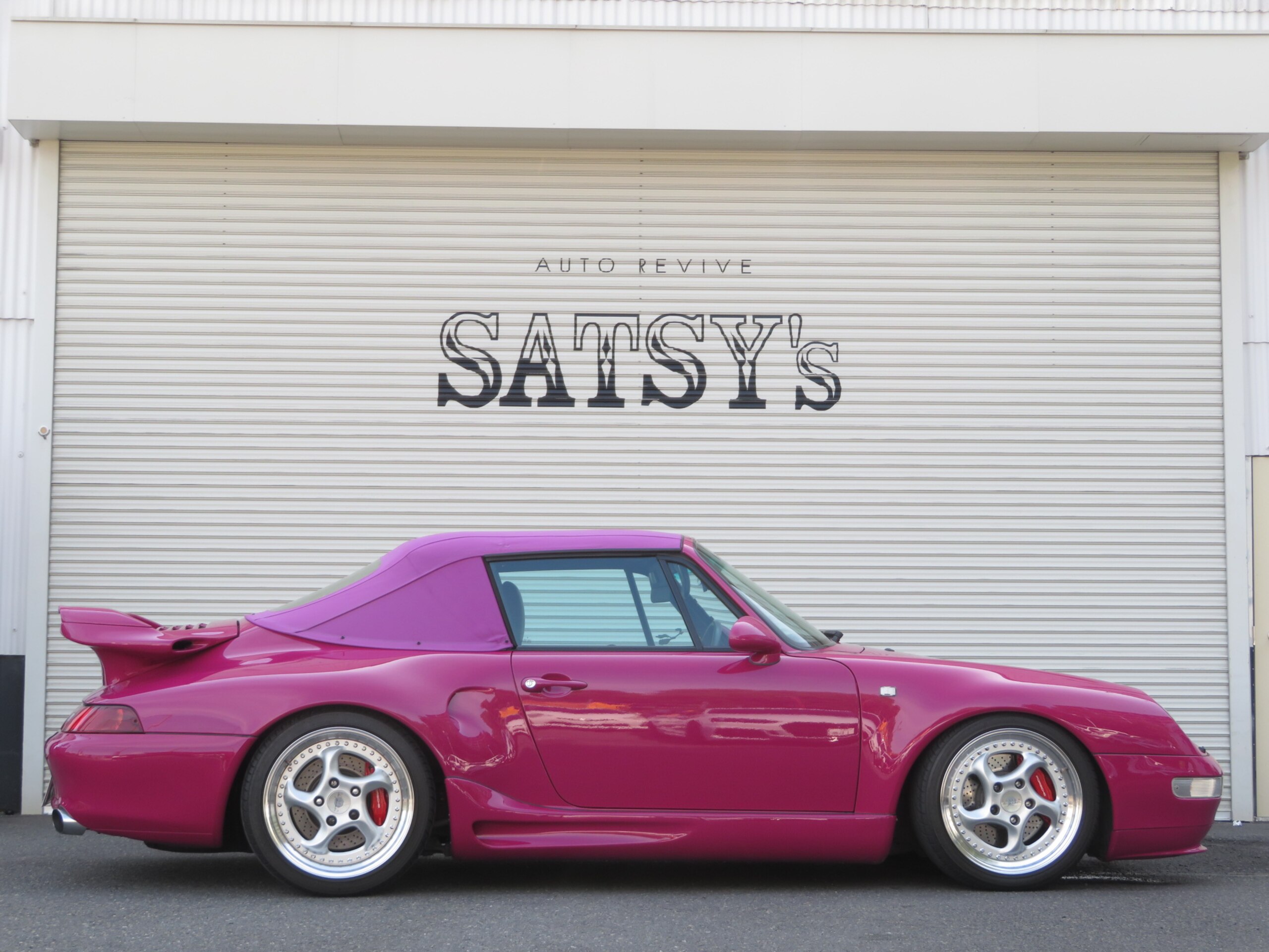 1995 Porsche 911 Cabriolet — Photo 7 / 21