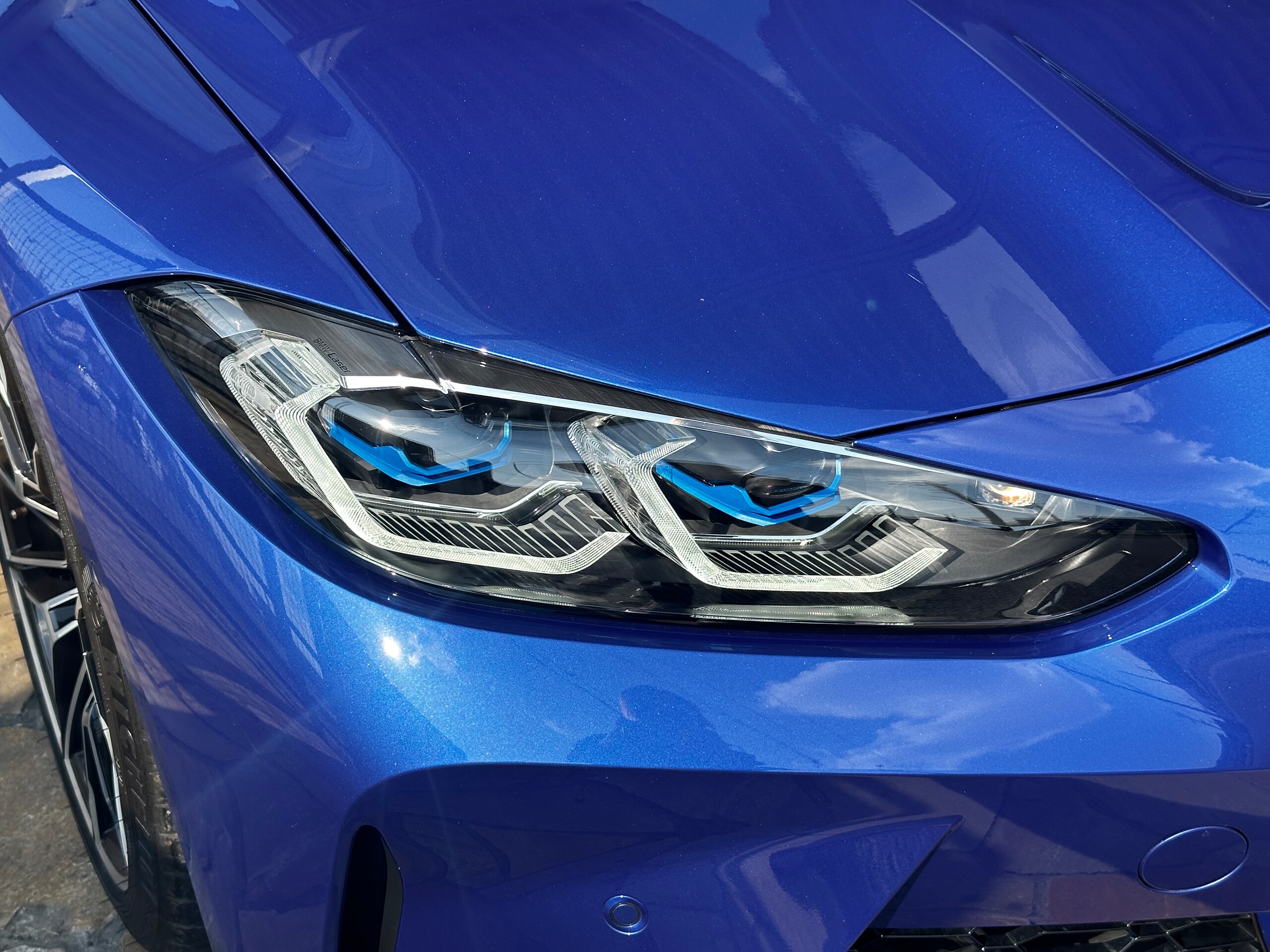 2021 BMW M4 — Photo 9 / 40