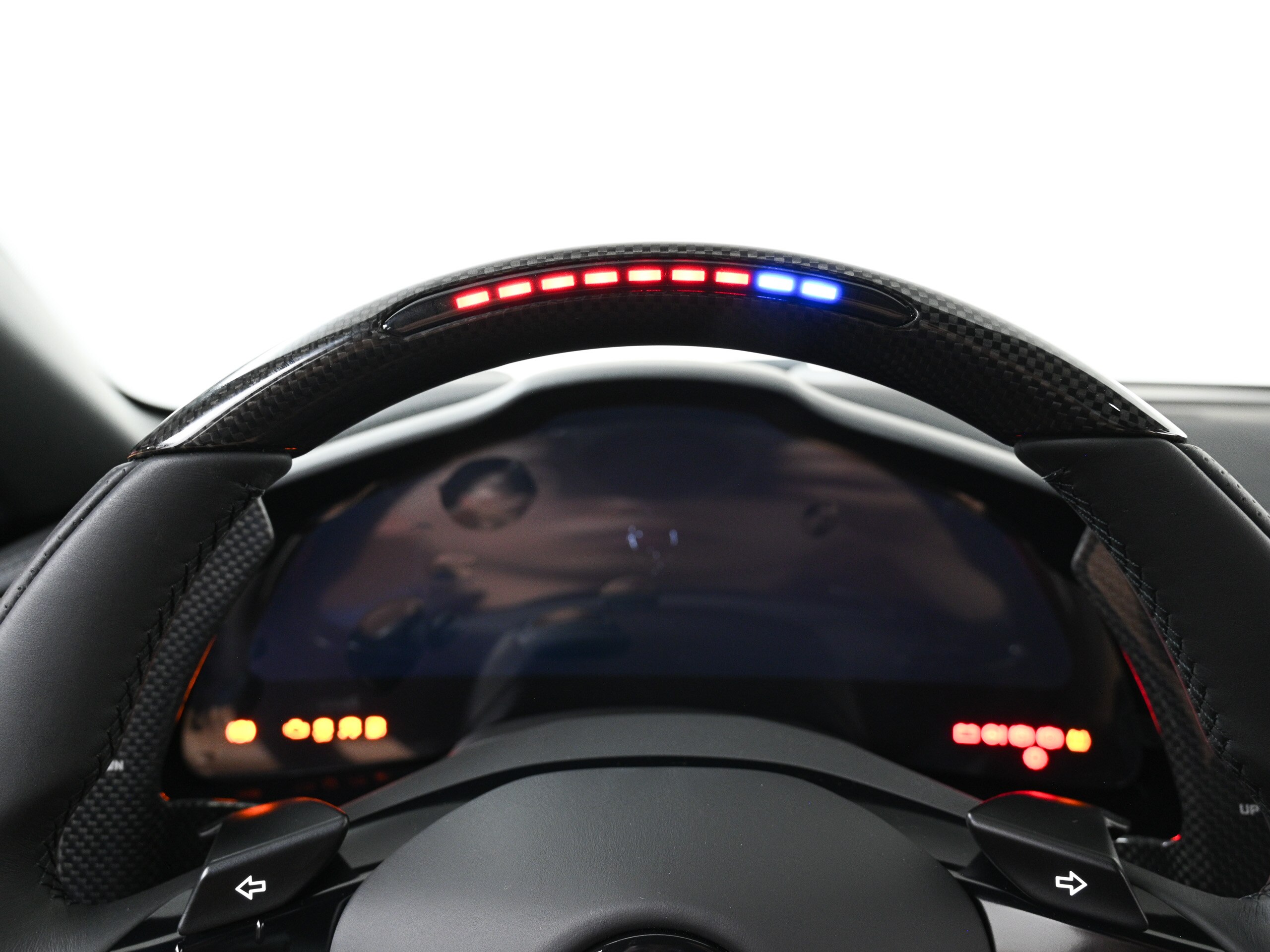 2025 Ferrari Purosangue — Photo 11 / 23