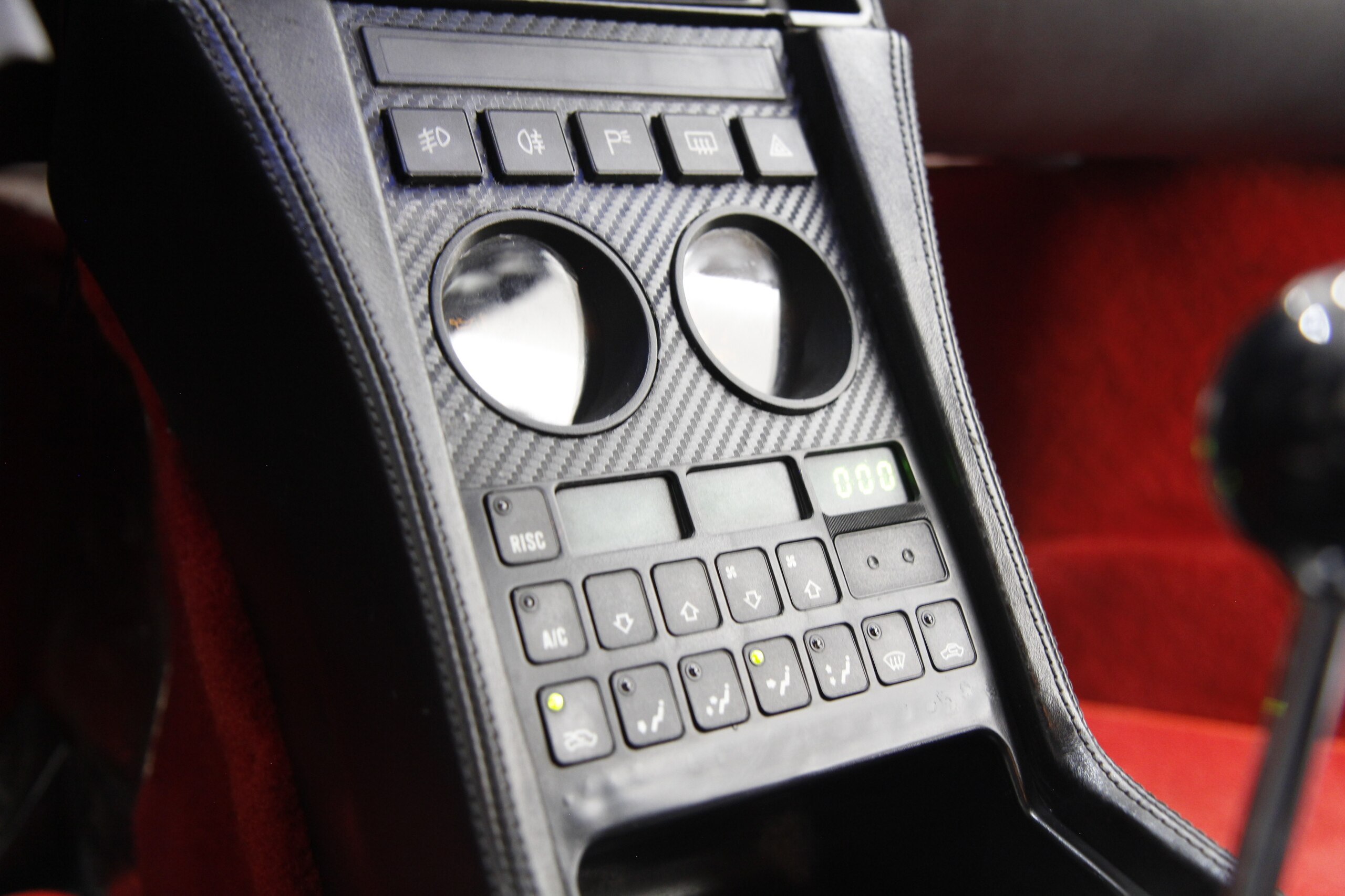 1990 Ferrari 348 TB — Photo 14 / 18
