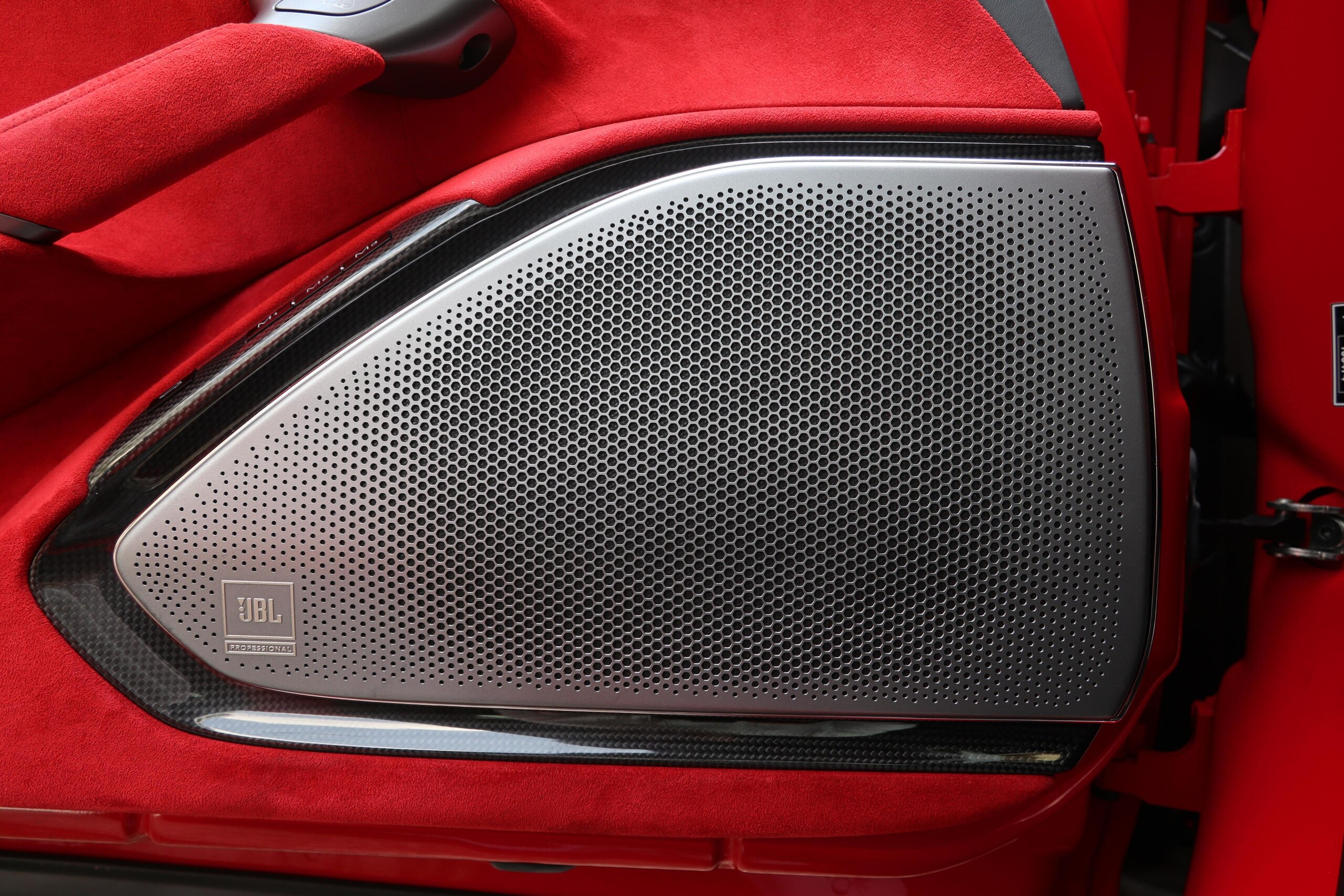 2021 Ferrari Roma — Photo 12 / 20