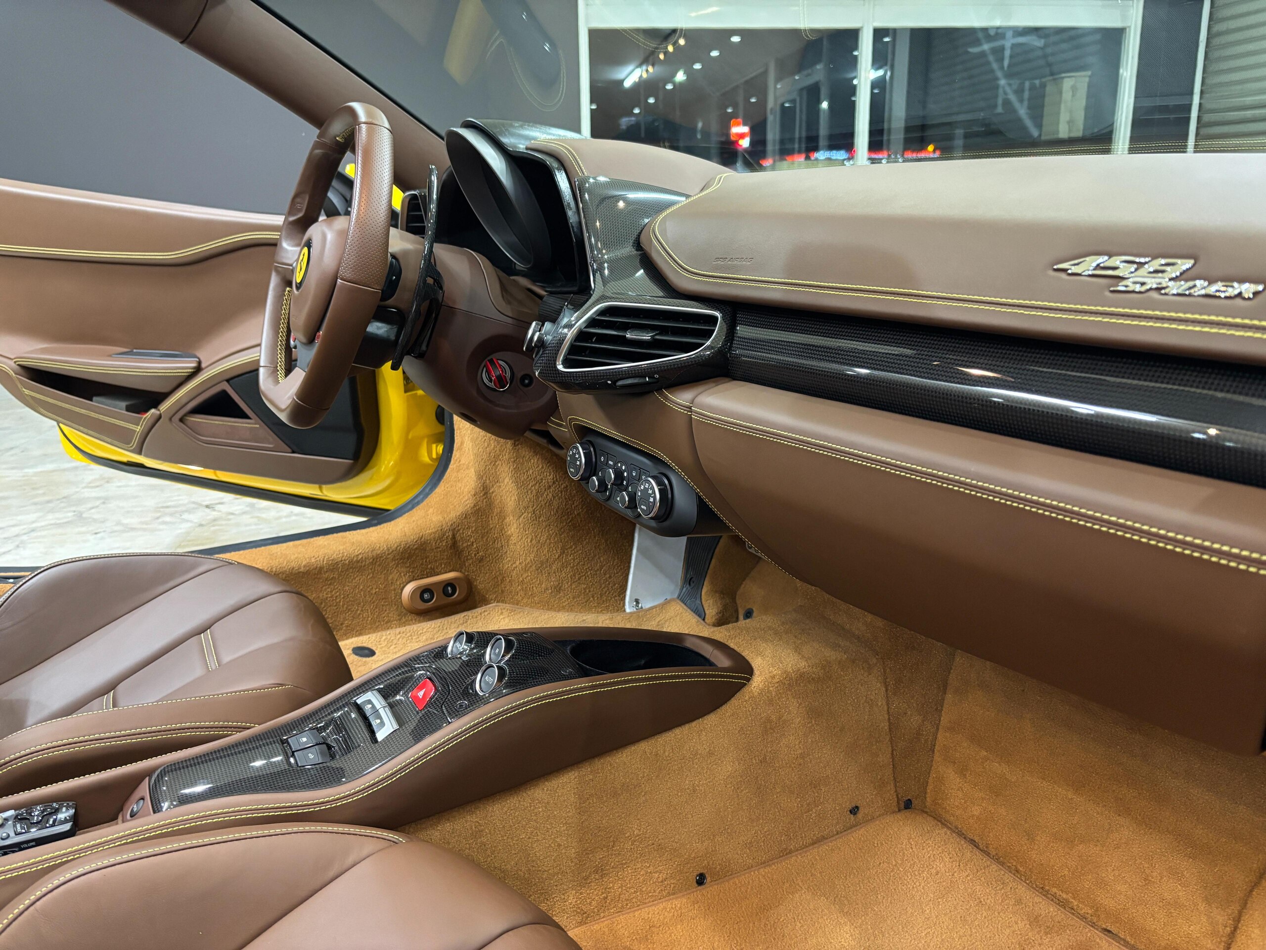 2012 Ferrari 458 Spider — Photo 16 / 19