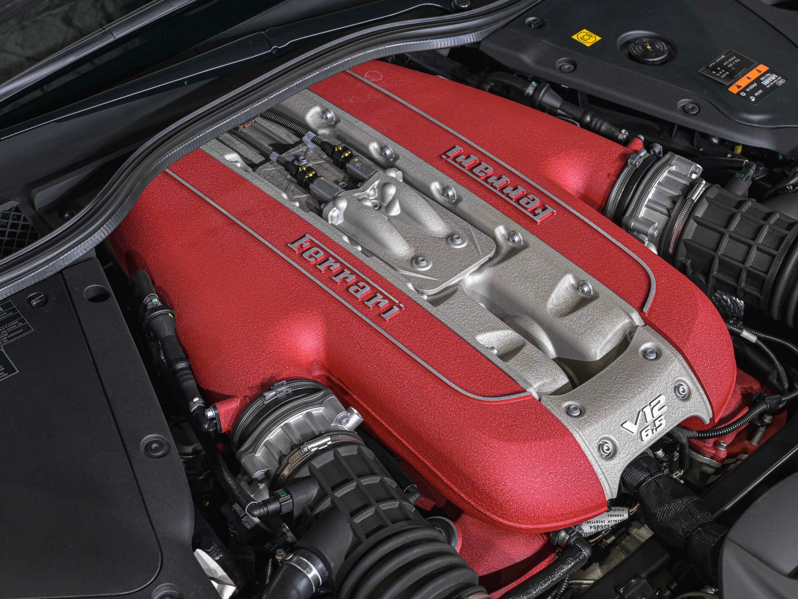 2020 Ferrari 812 Superfast — Photo 30 / 38