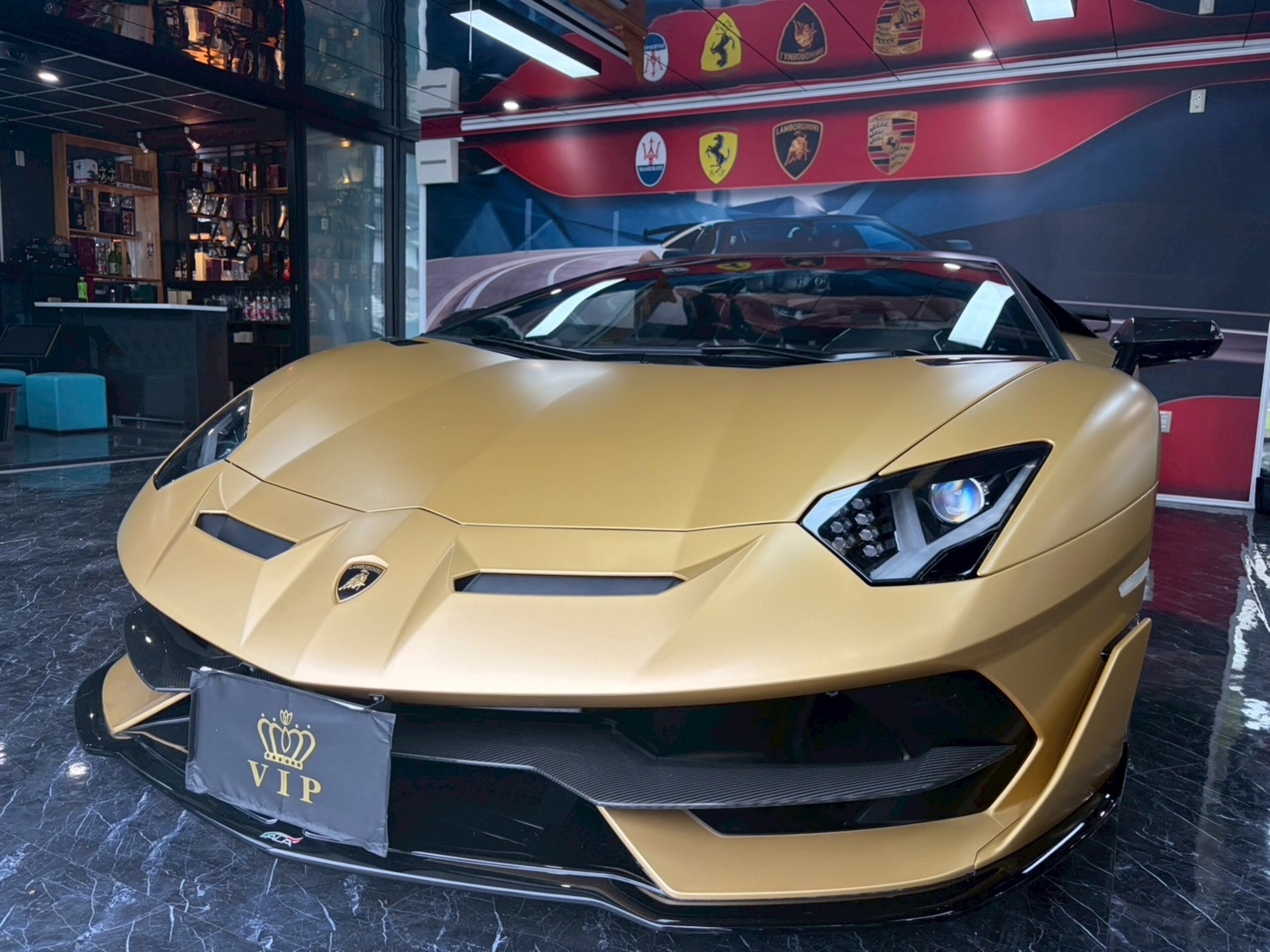 2019 Lamborghini Aventador SVJ — Photo 10 / 41
