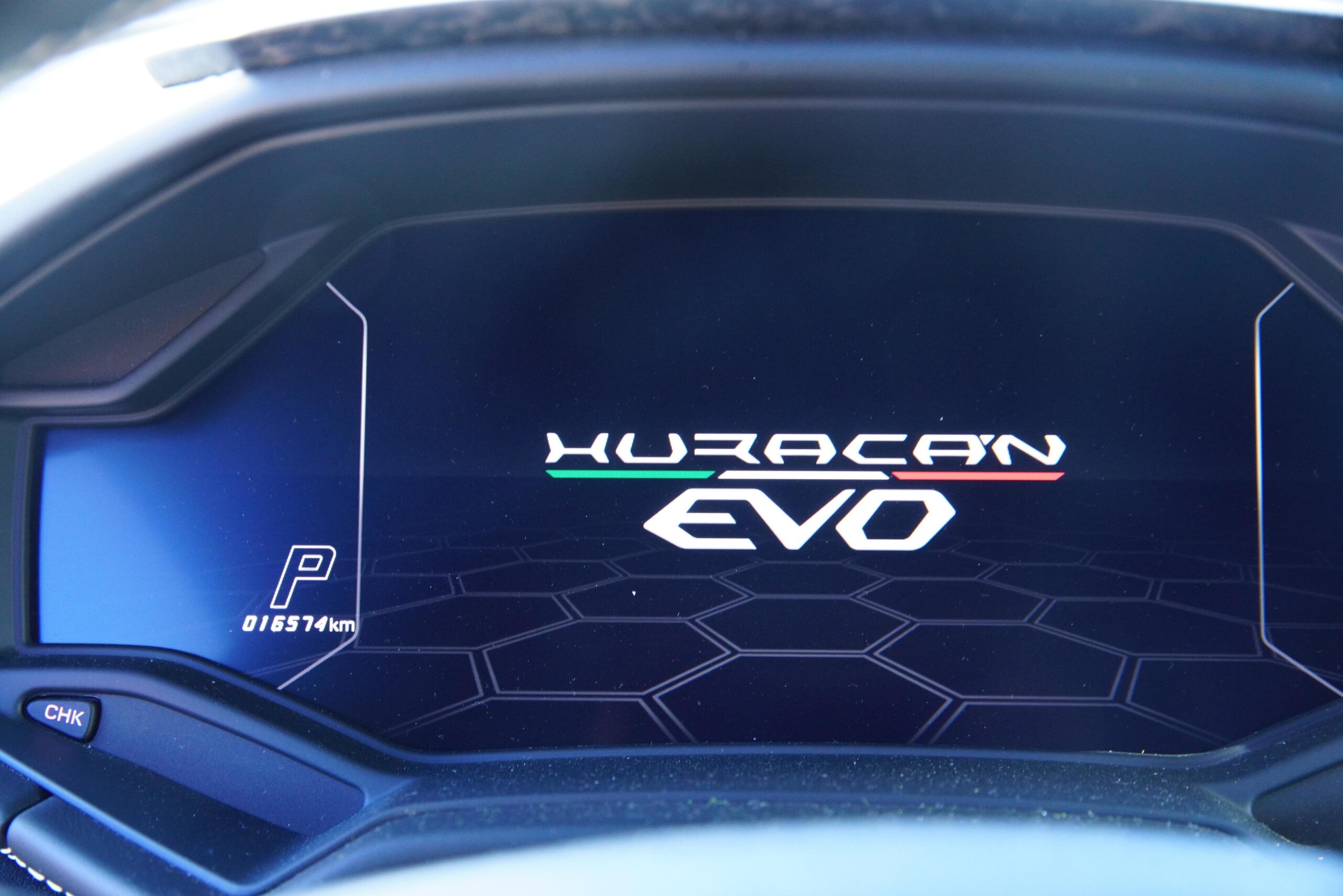 2020 Lamborghini Huracán EVO — Photo 12 / 28