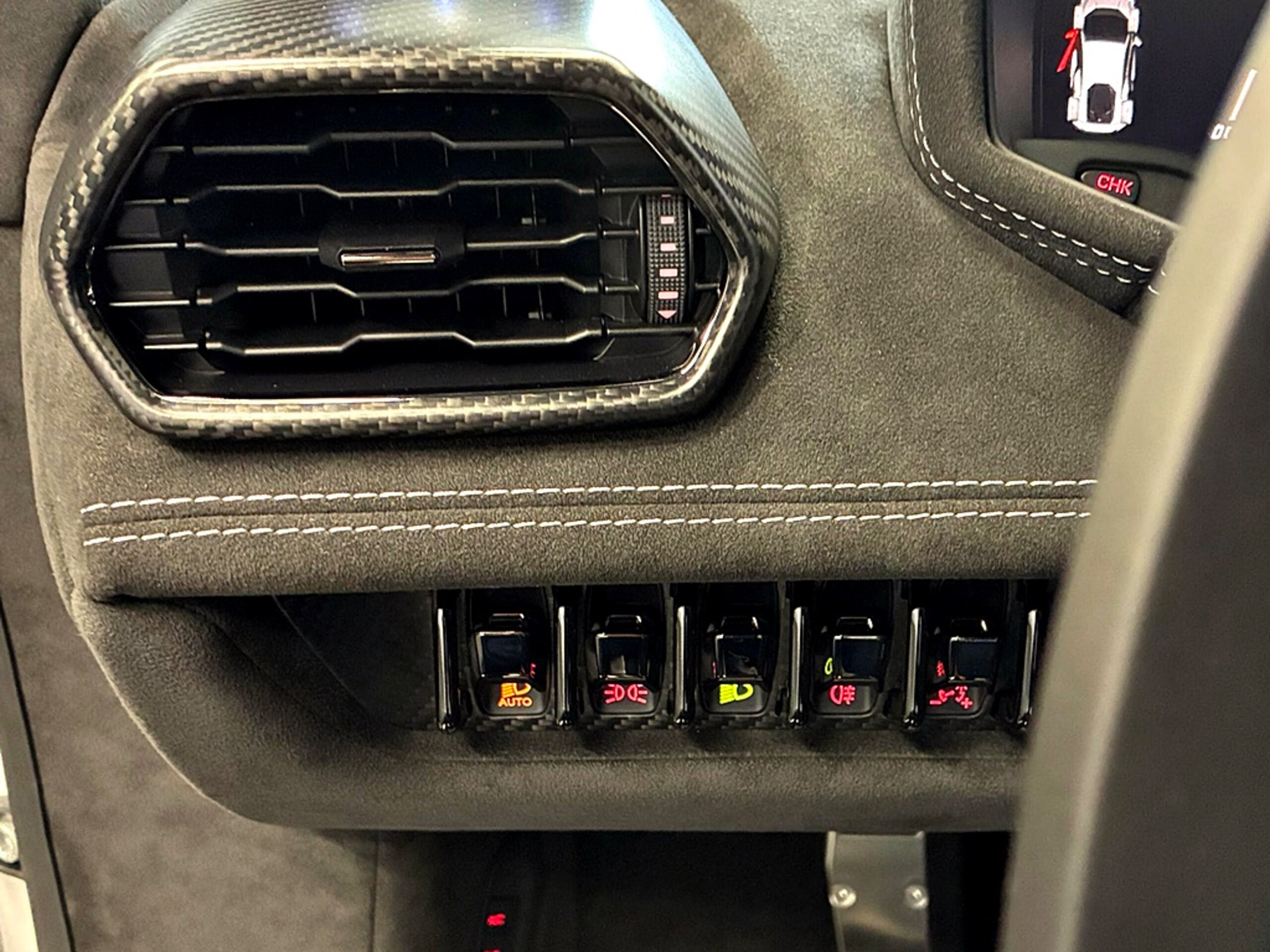 2024 Lamborghini Huracán Sterrato — Photo 8 / 16