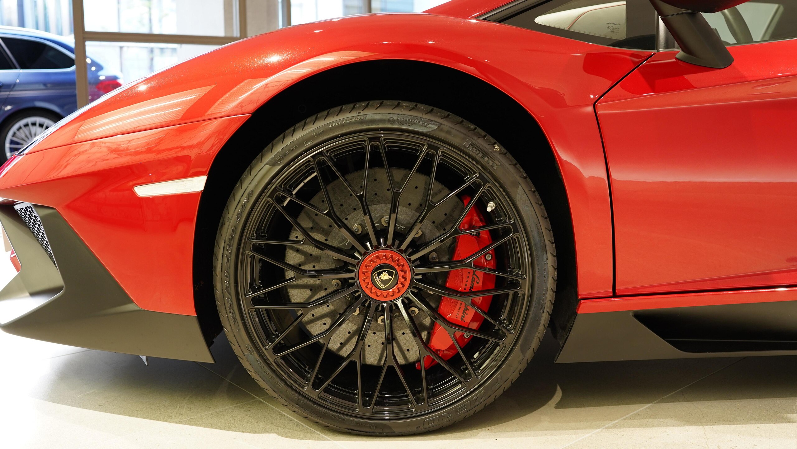 2016 Lamborghini Aventador SV — Photo 14 / 17