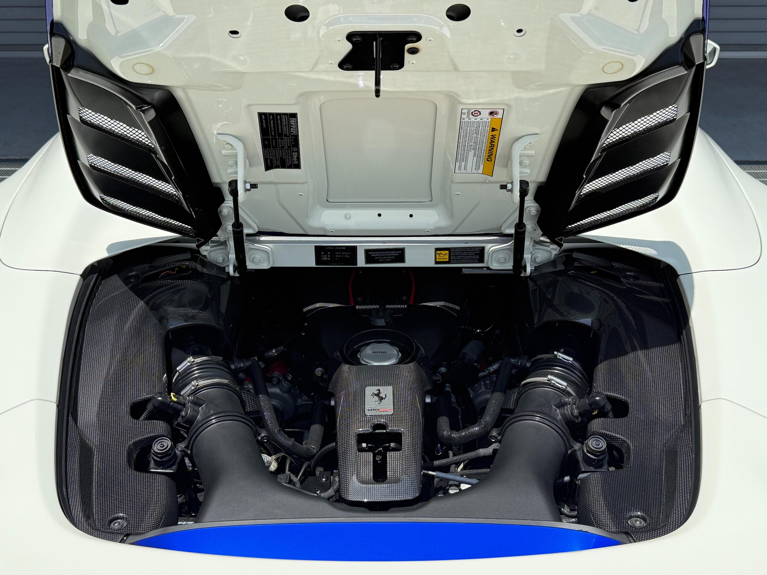 2020 Ferrari 488 Pista Spider — Photo 39 / 40
