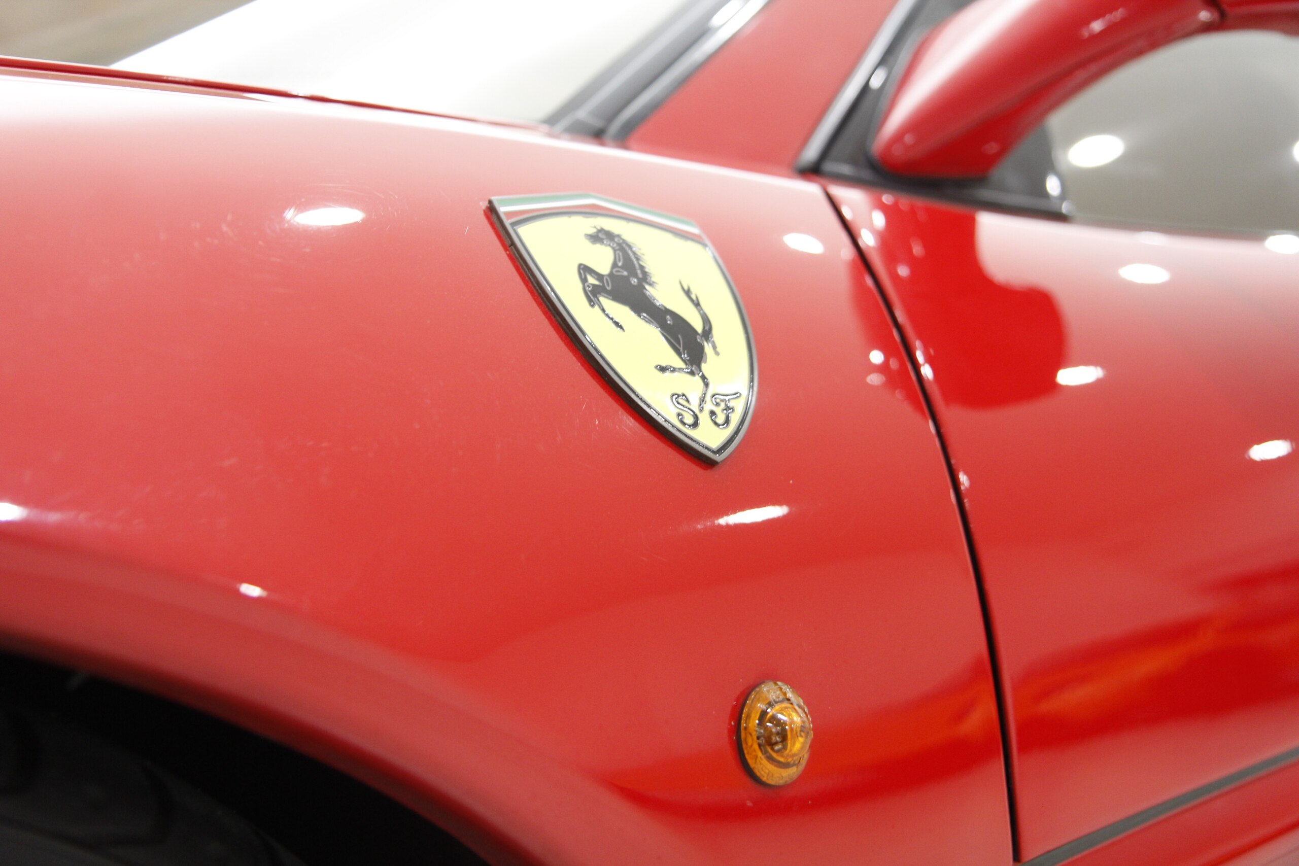 1990 Ferrari 348 TB — Photo 6 / 18